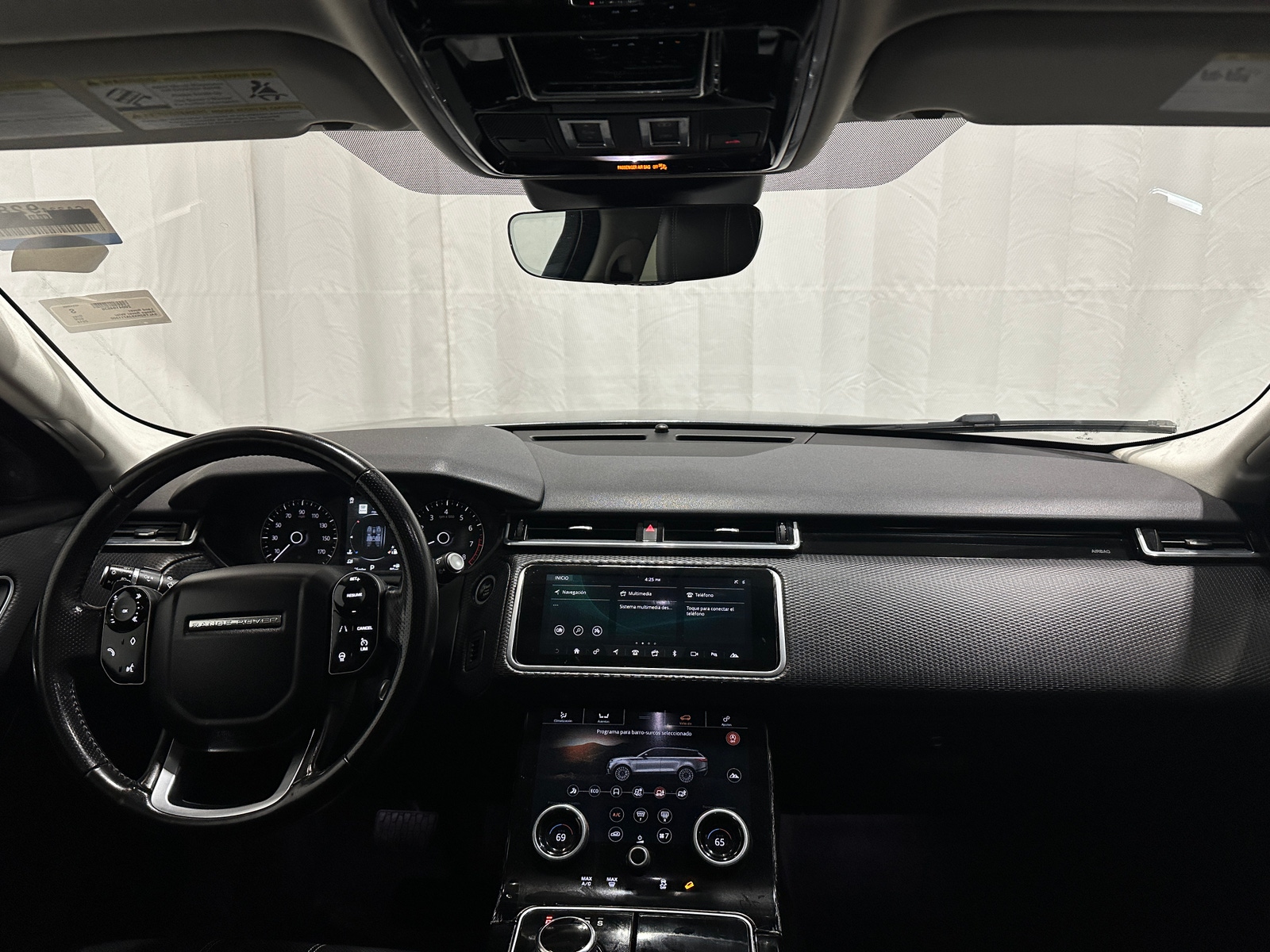 Thumbnail: 2018 Land Rover Range Rover Velar - 2