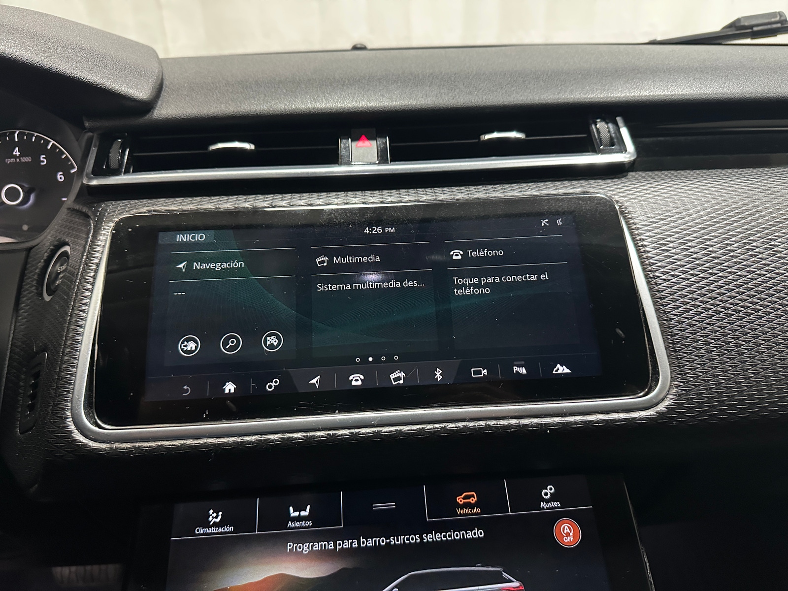 Thumbnail: 2018 Land Rover Range Rover Velar - 3