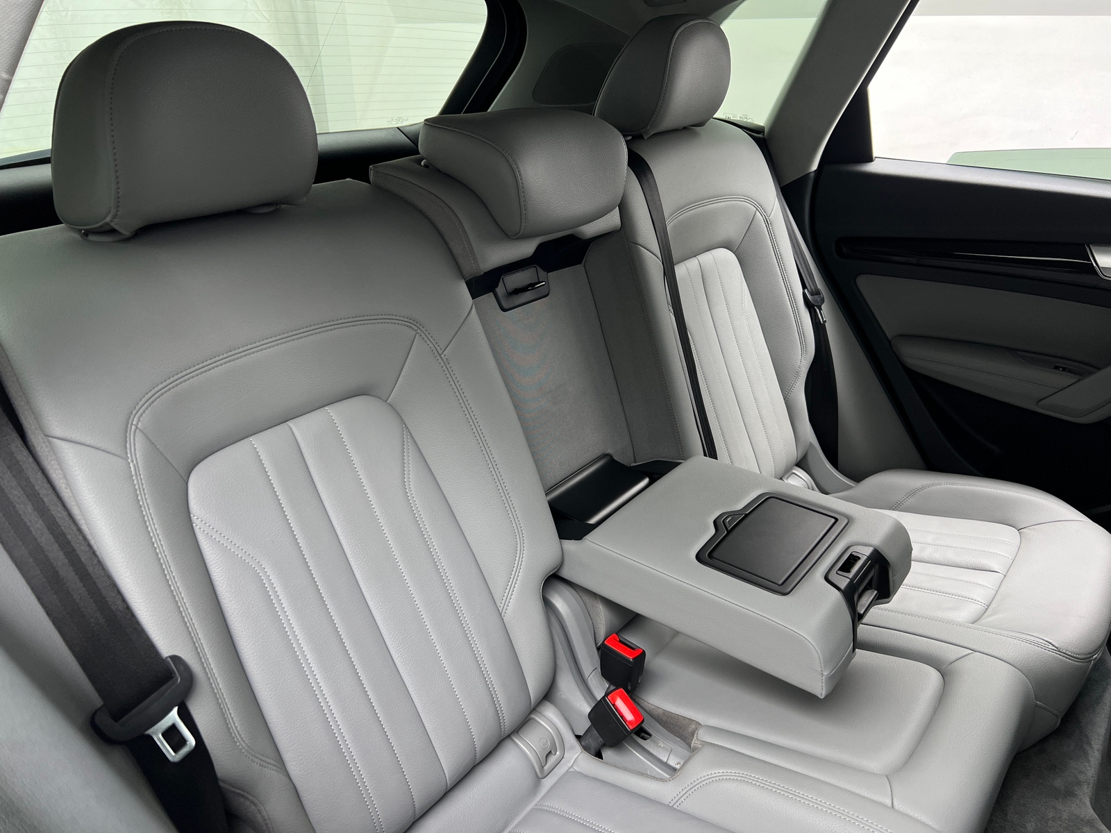 Thumbnail: 2020 Audi Q5 - 5