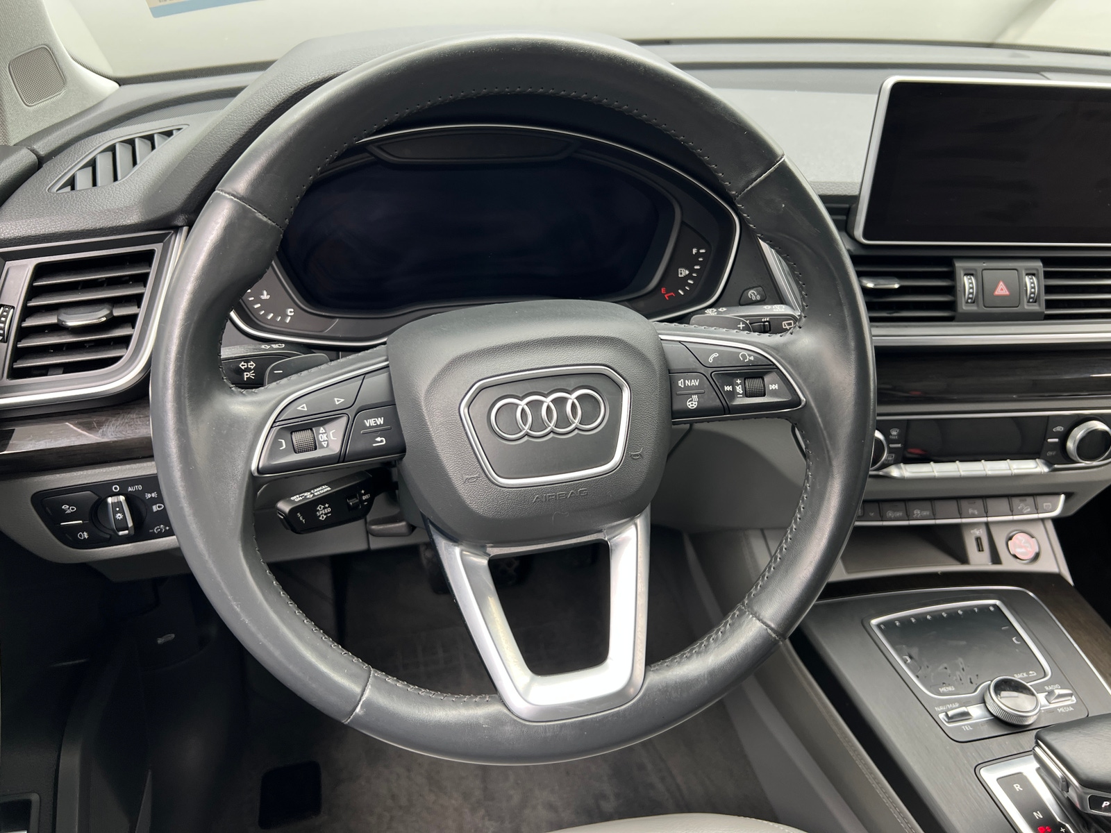 Thumbnail: 2020 Audi Q5 - 4