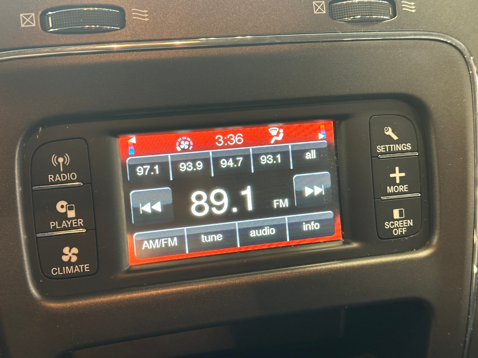 Thumbnail: 2018 Dodge Journey - 4