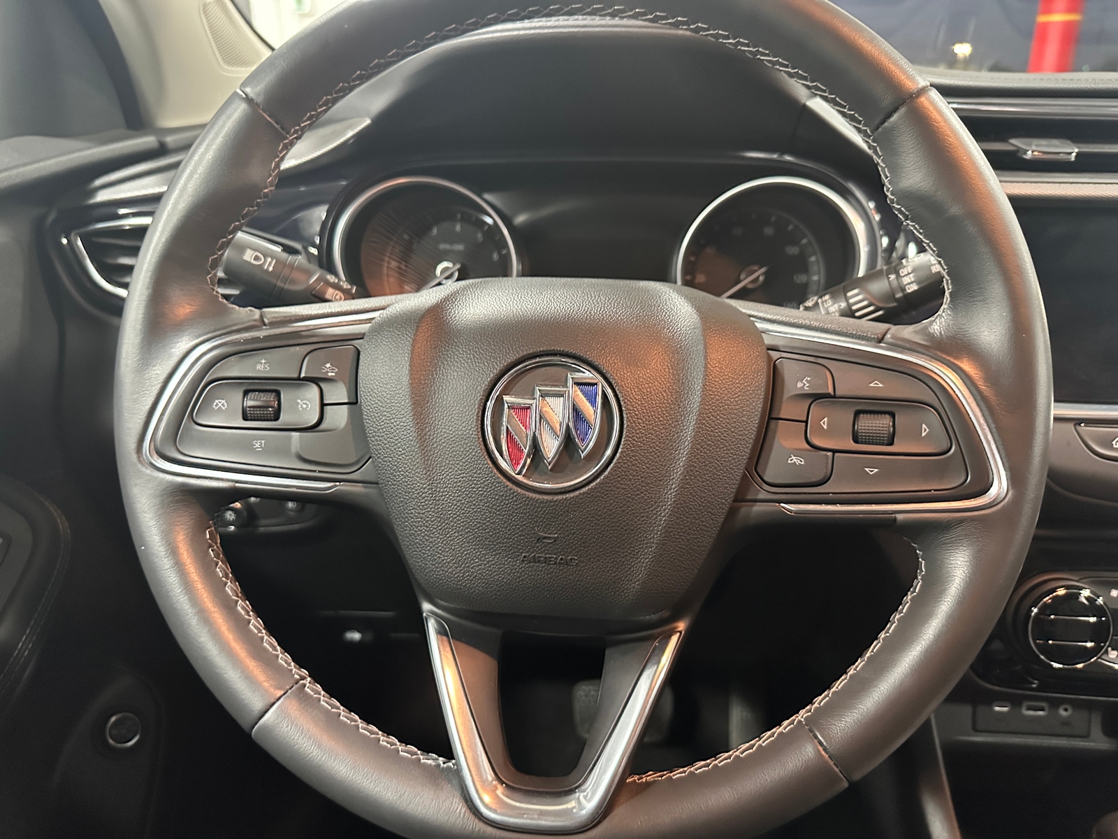 Thumbnail: 2022 Buick Encore GX - 4