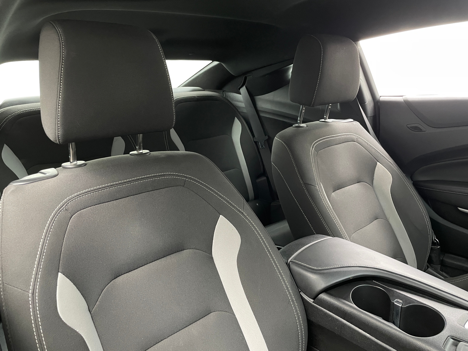 Thumbnail: 2019 Chevrolet Camaro - 2