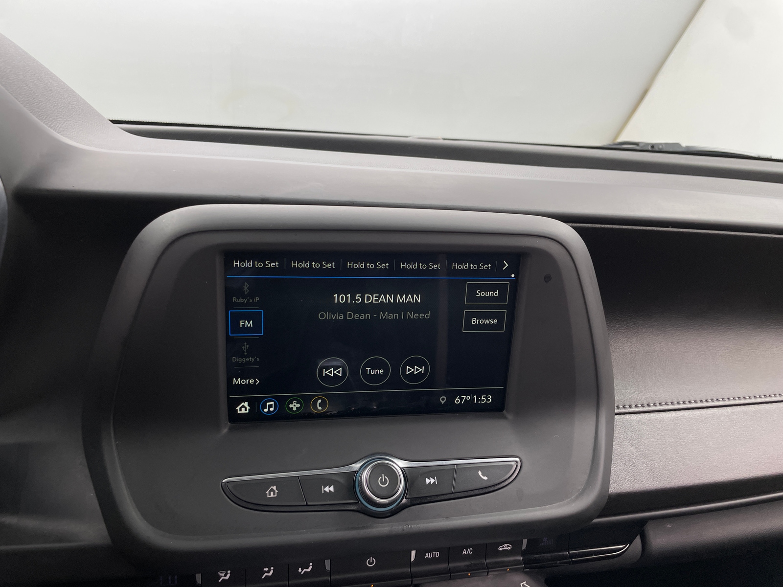 Thumbnail: 2019 Chevrolet Camaro - 3