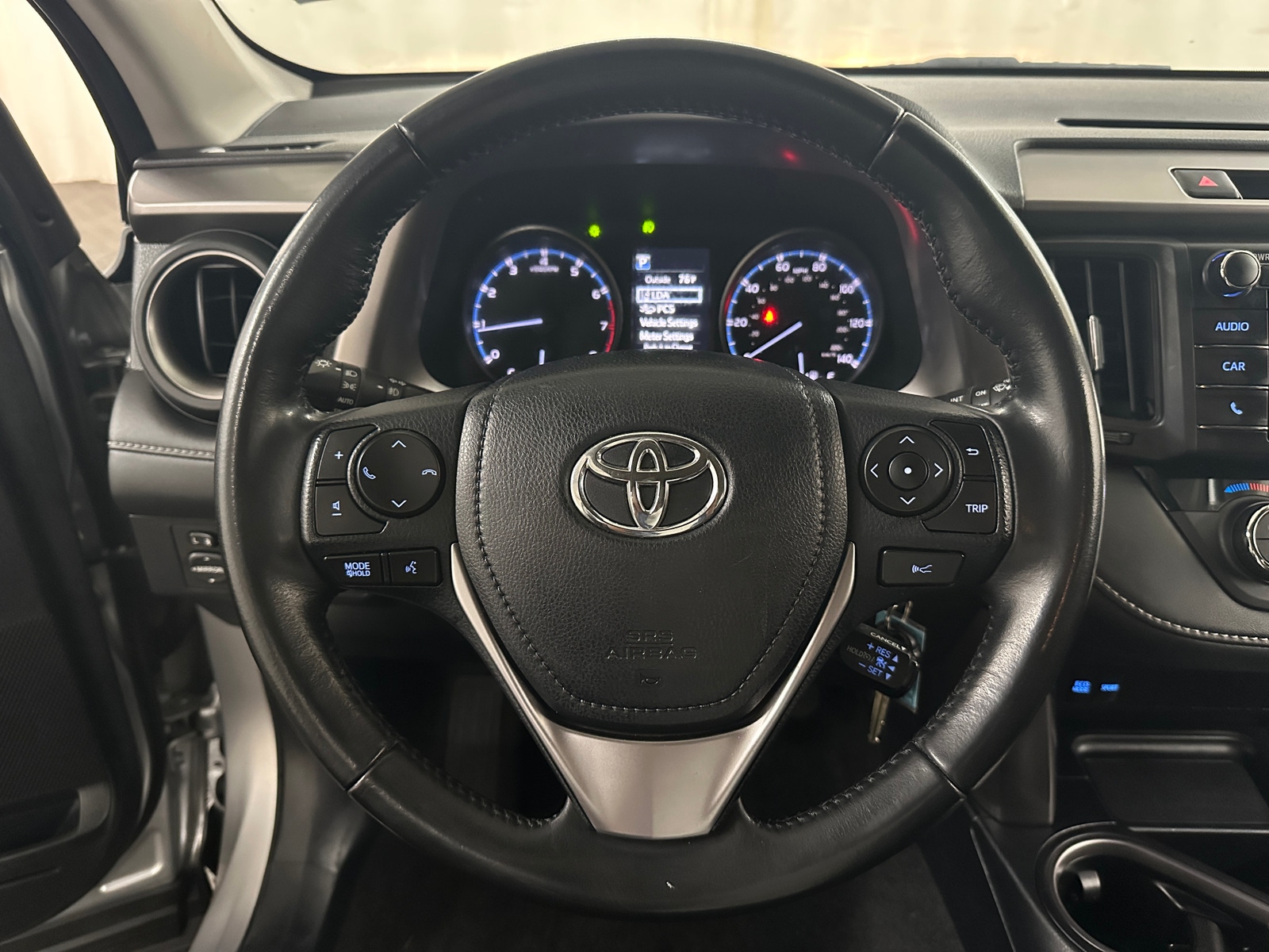 Thumbnail: 2018 Toyota RAV4 - 5