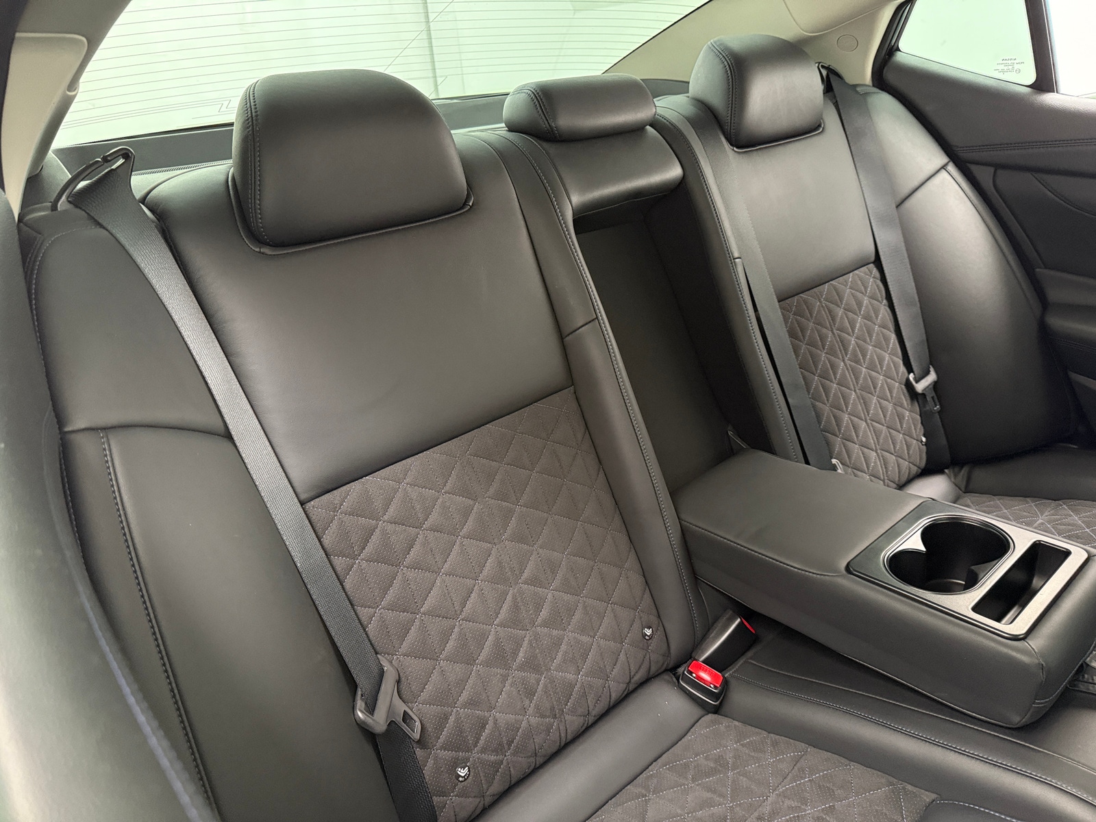 Thumbnail: 2017 Nissan Maxima - 5