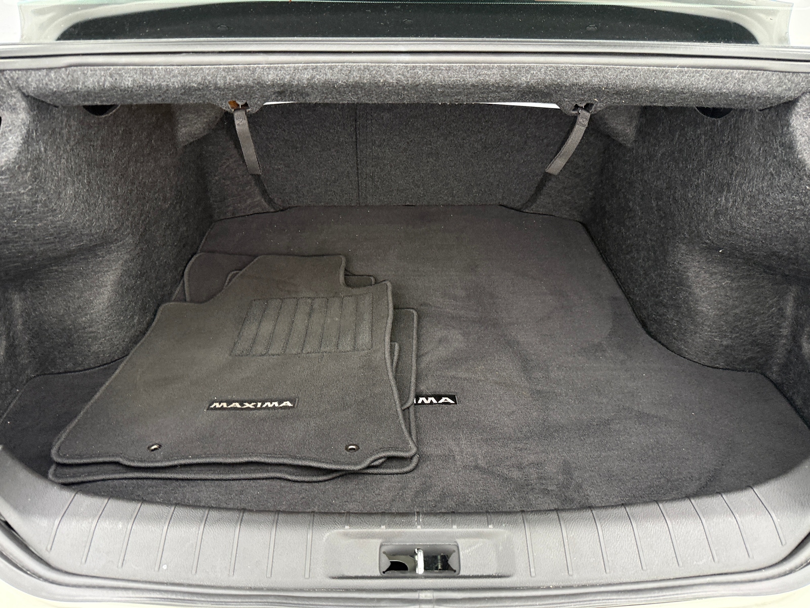 Thumbnail: 2017 Nissan Maxima - 6