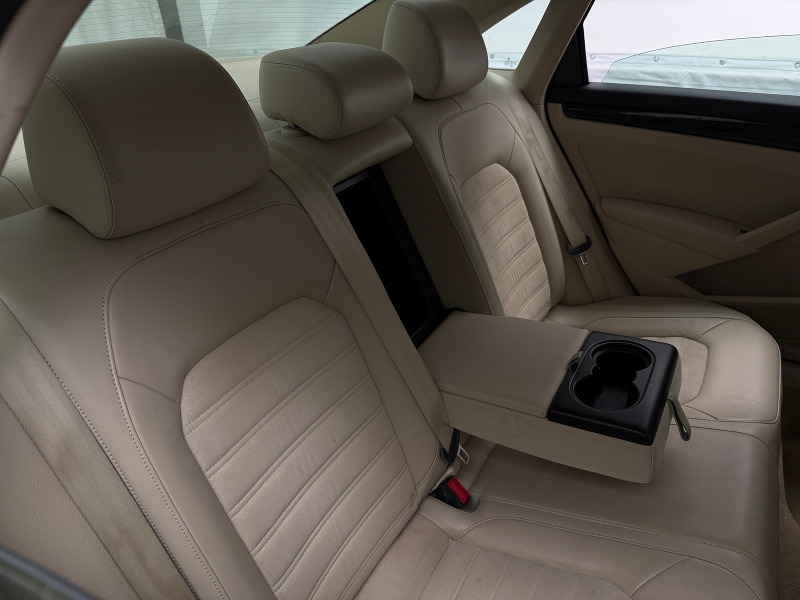 Thumbnail: 2014 Volkswagen Passat - 5