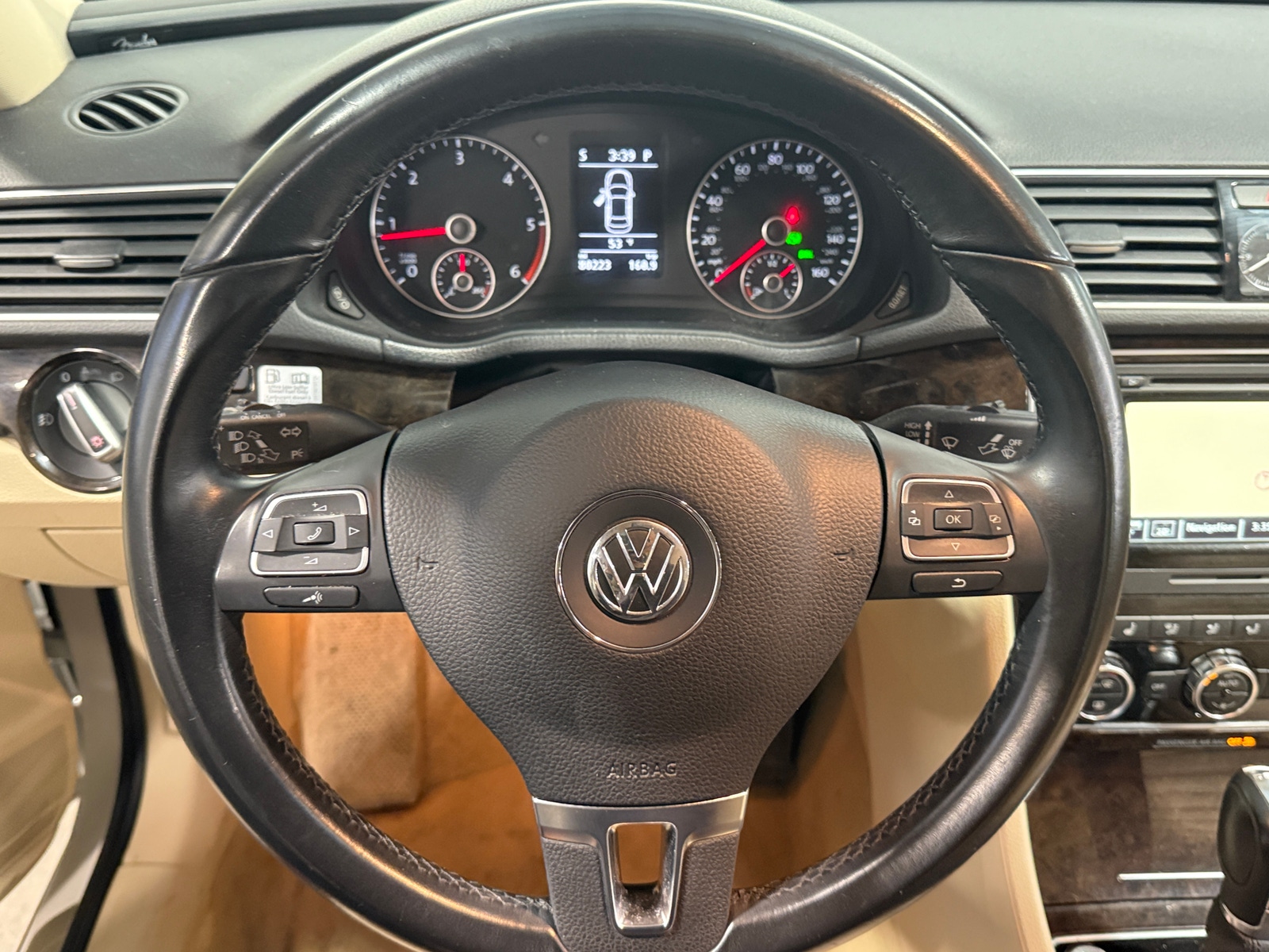 Thumbnail: 2014 Volkswagen Passat - 4