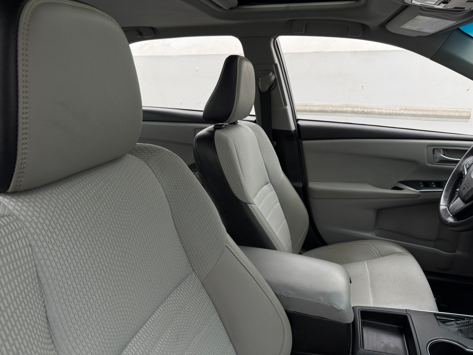 Thumbnail: 2017 Toyota Camry - 2