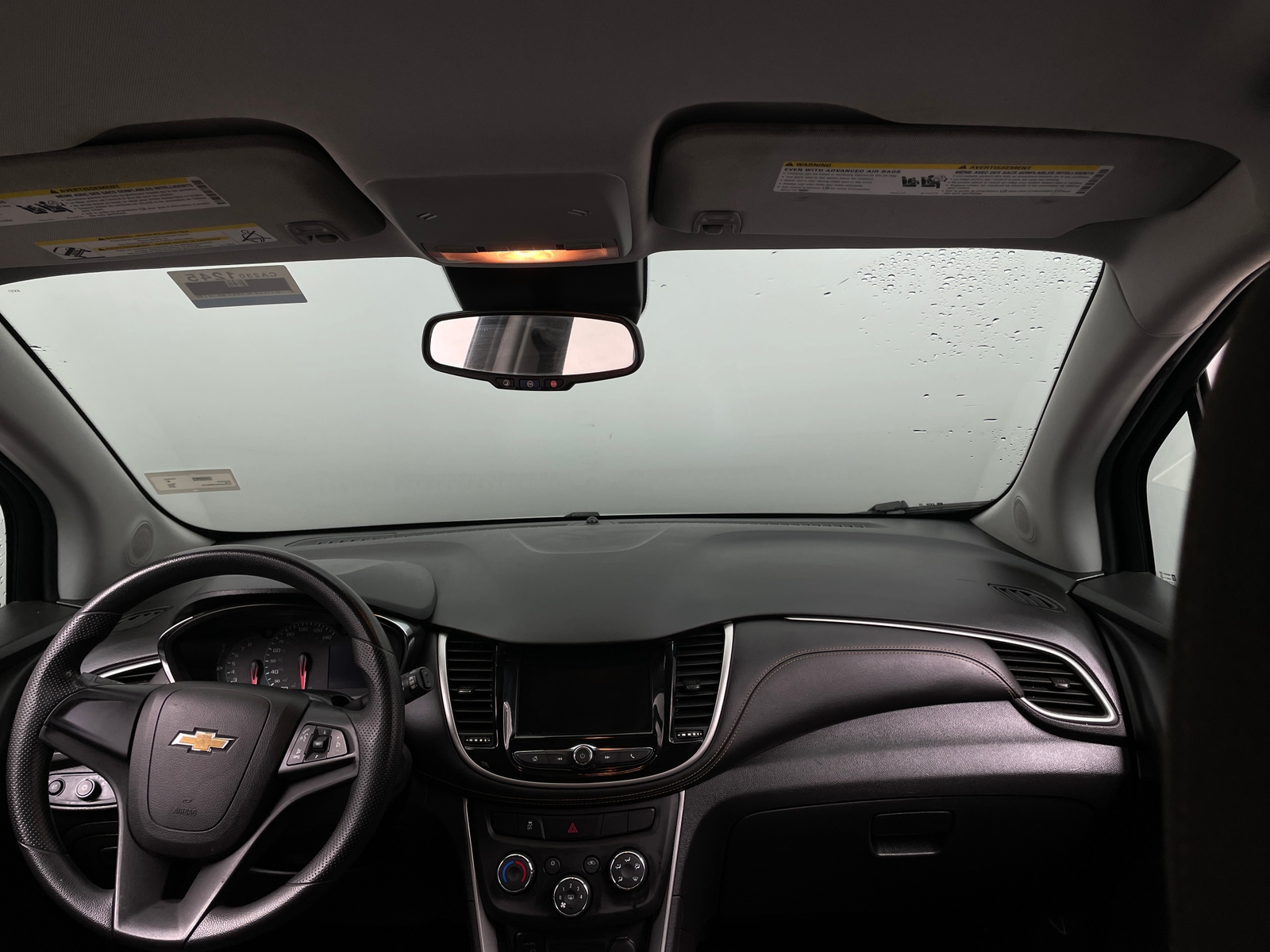 Thumbnail: 2018 Chevrolet Trax - 3