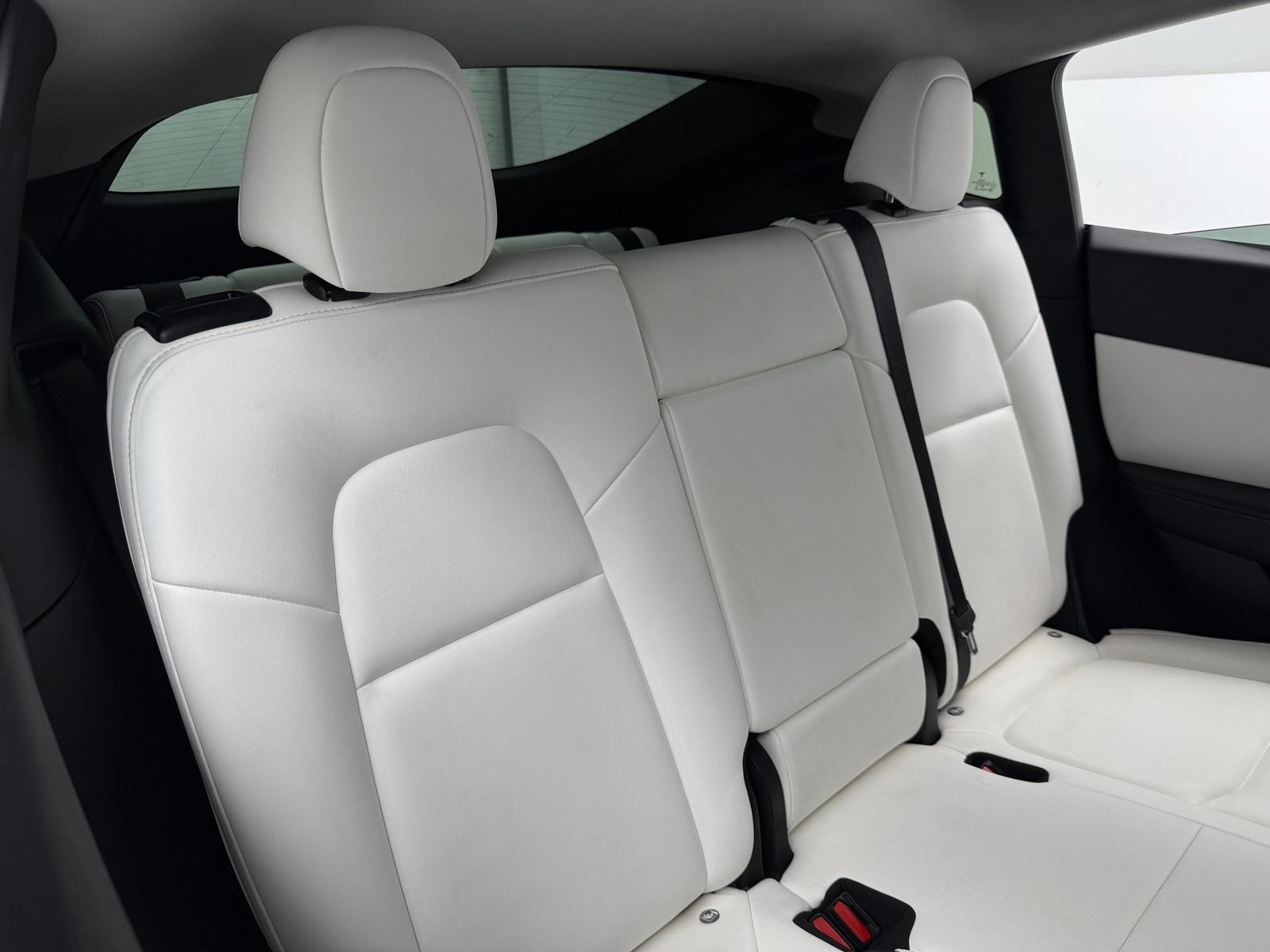 Thumbnail: 2021 Tesla Model Y - 4