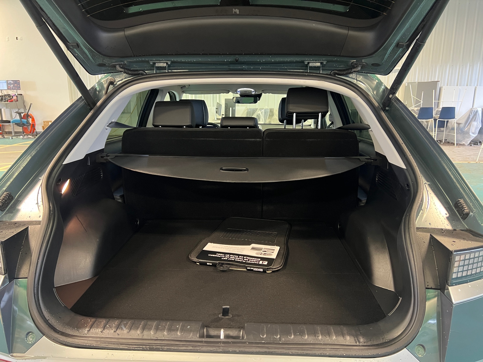 Thumbnail: 2022 Hyundai Ioniq 5 - 6