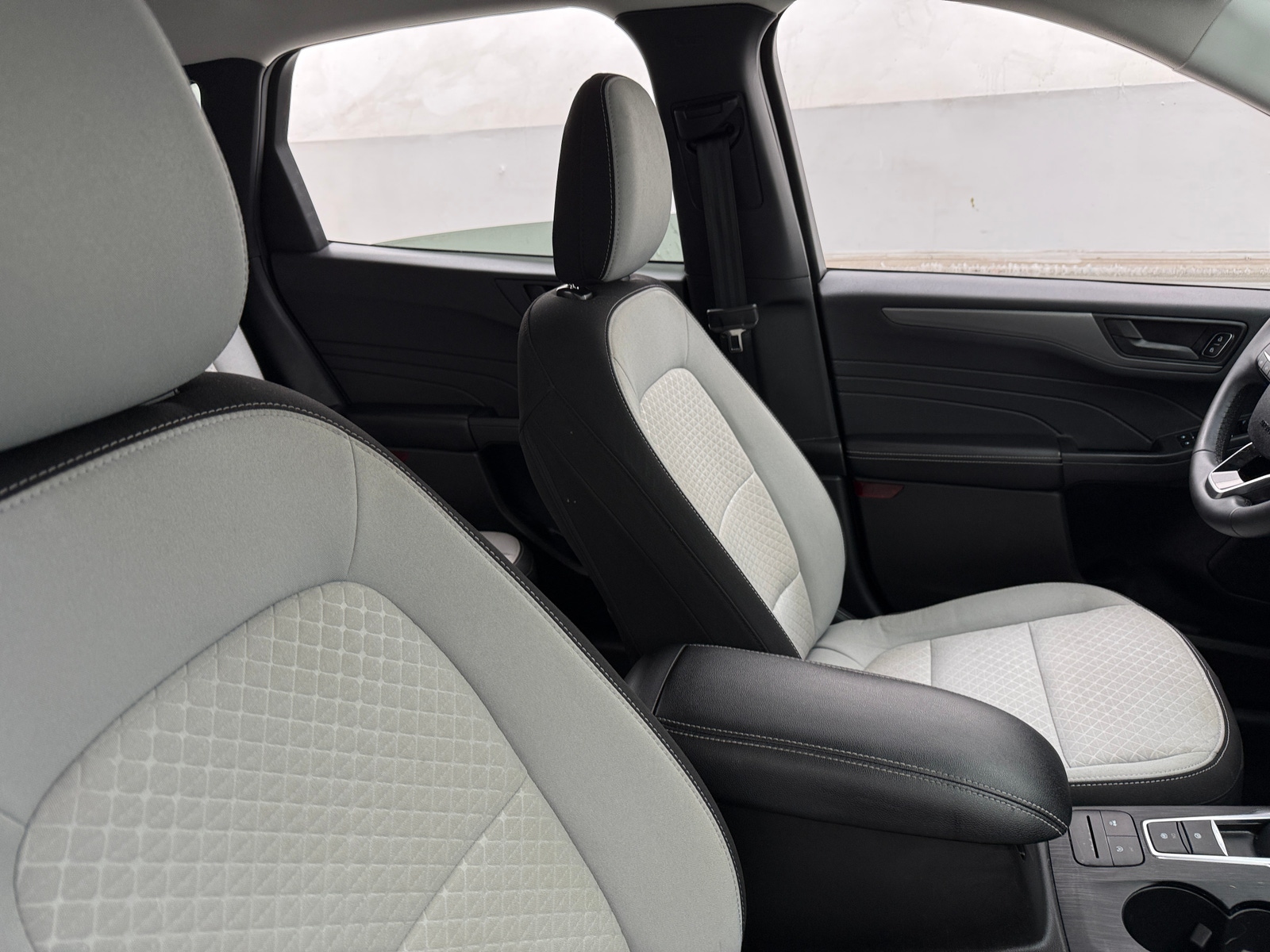 Thumbnail: 2024 Ford Escape - 2