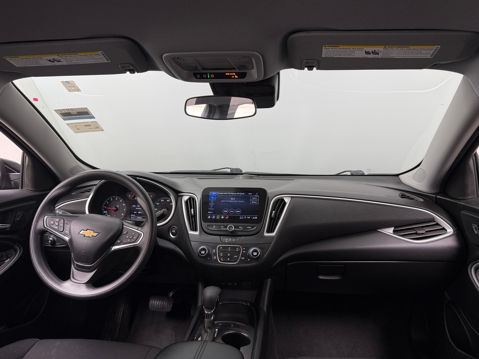 Thumbnail: 2024 Chevrolet Malibu - 3