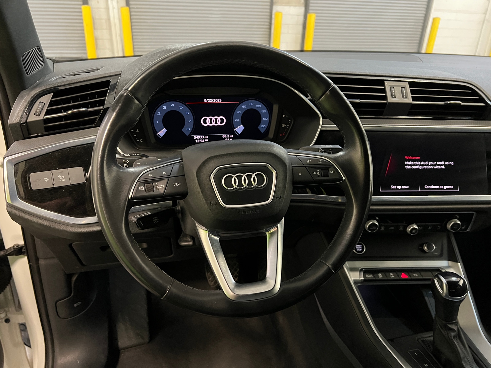 Thumbnail: 2023 Audi Q3 - 4