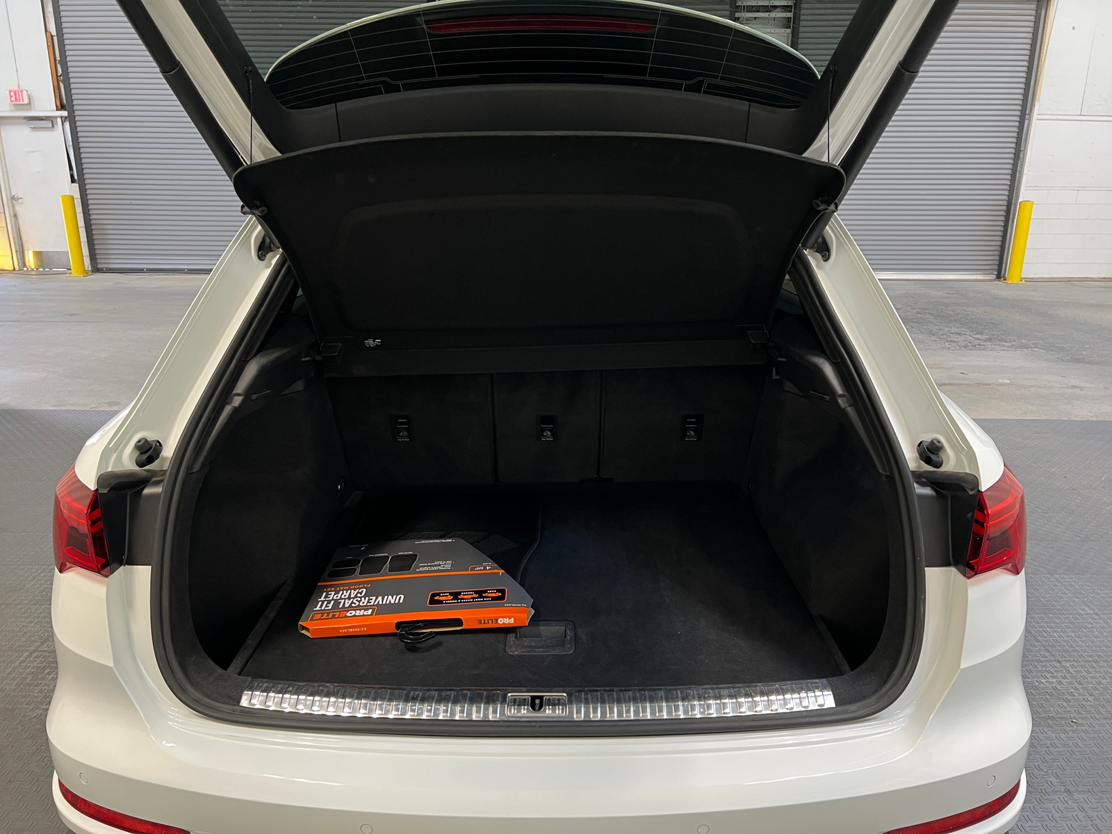 Thumbnail: 2023 Audi Q3 - 6