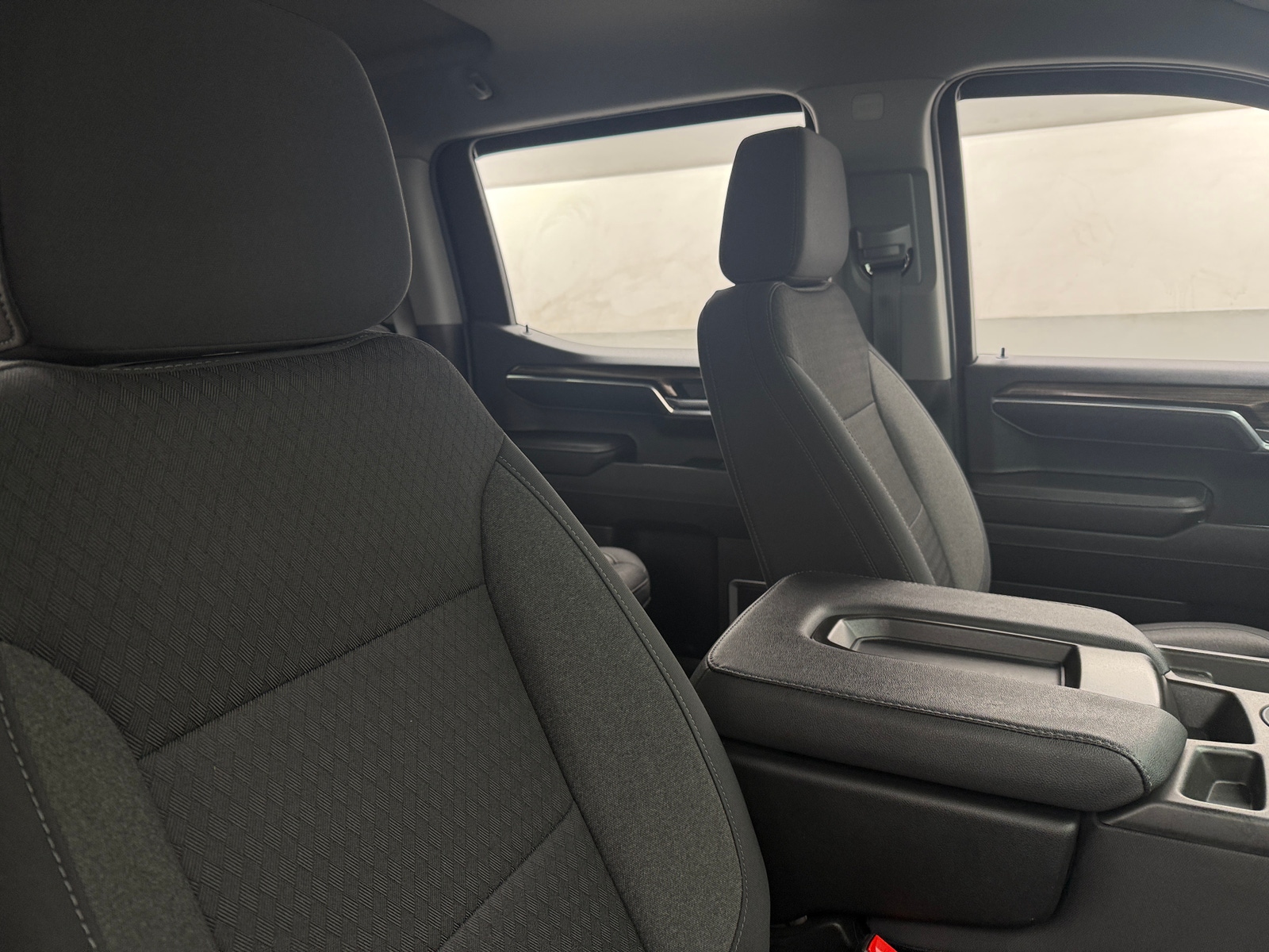 Thumbnail: 2023 Chevrolet Silverado 1500 - 2