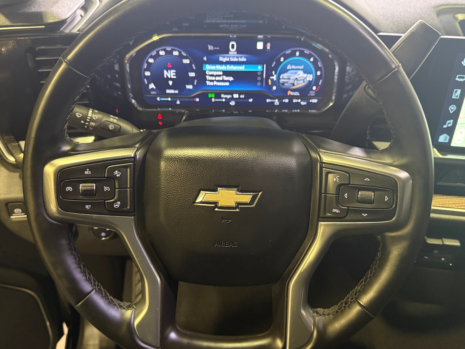 Thumbnail: 2023 Chevrolet Silverado 1500 - 5