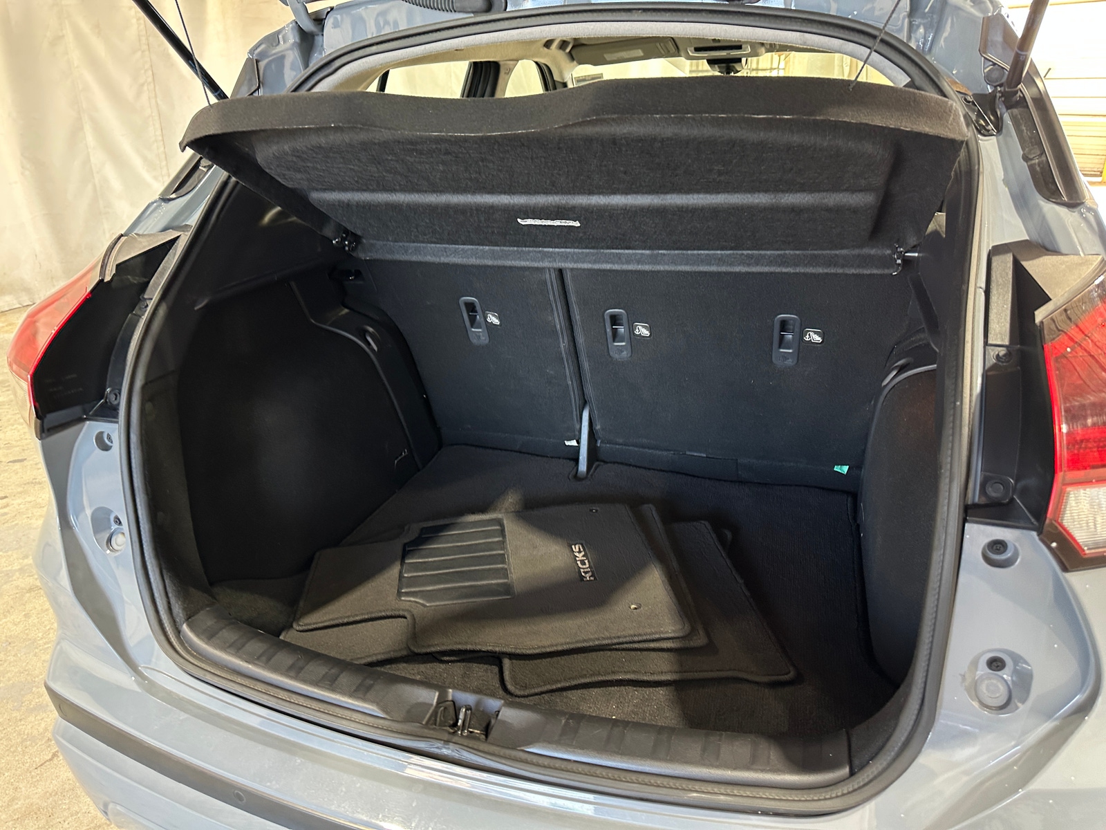 Thumbnail: 2024 Nissan Kicks - 7