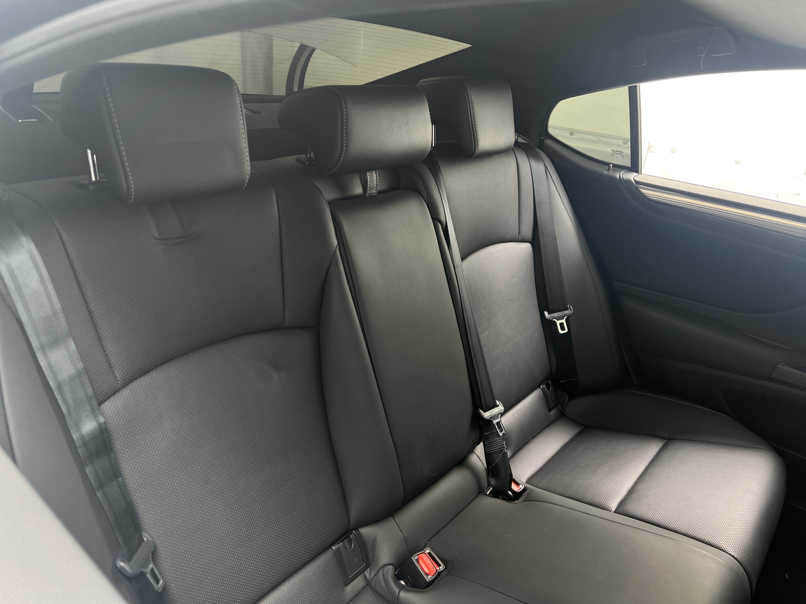 Thumbnail: 2020 Lexus ES - 6