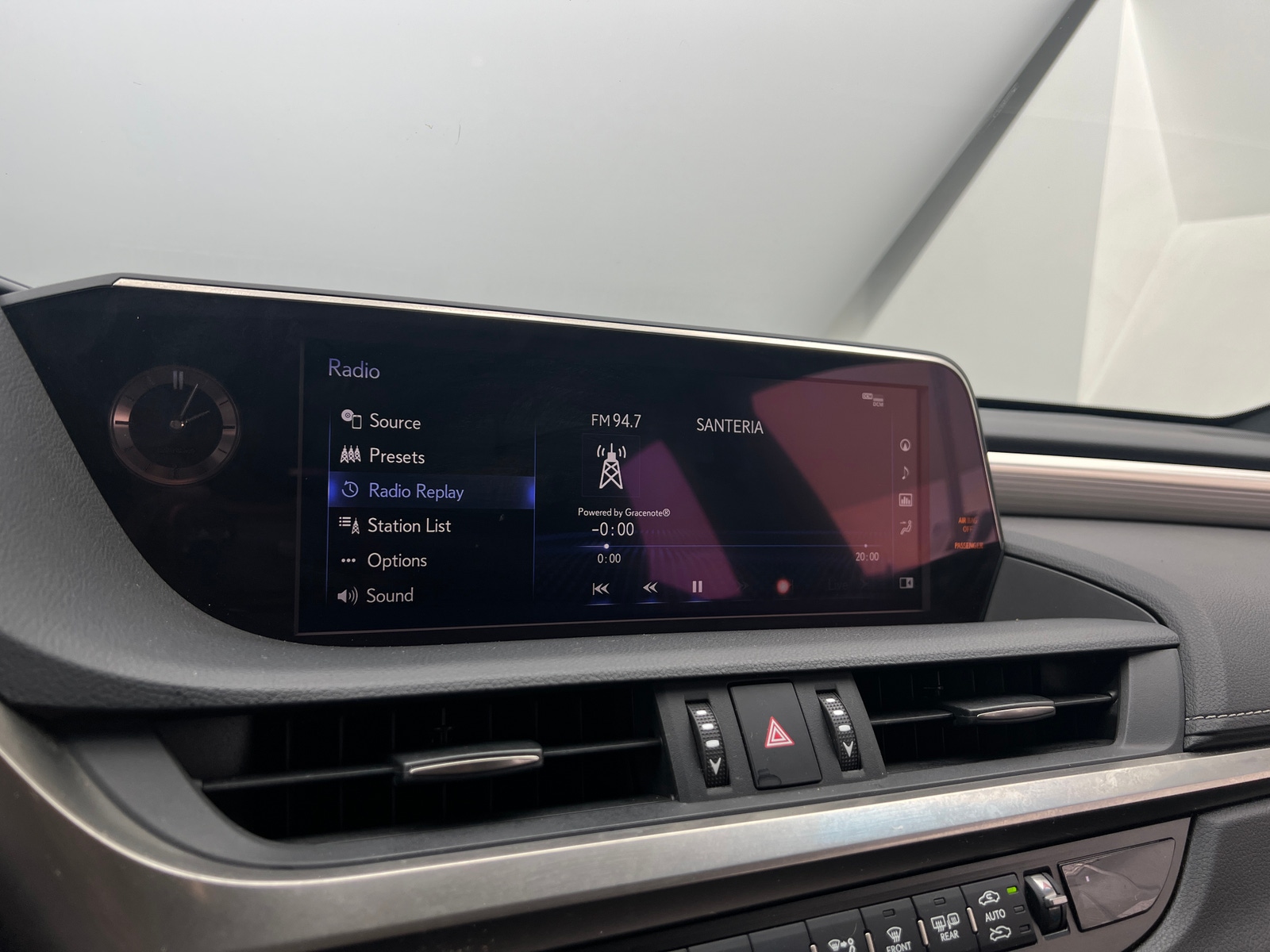 Thumbnail: 2020 Lexus ES - 4