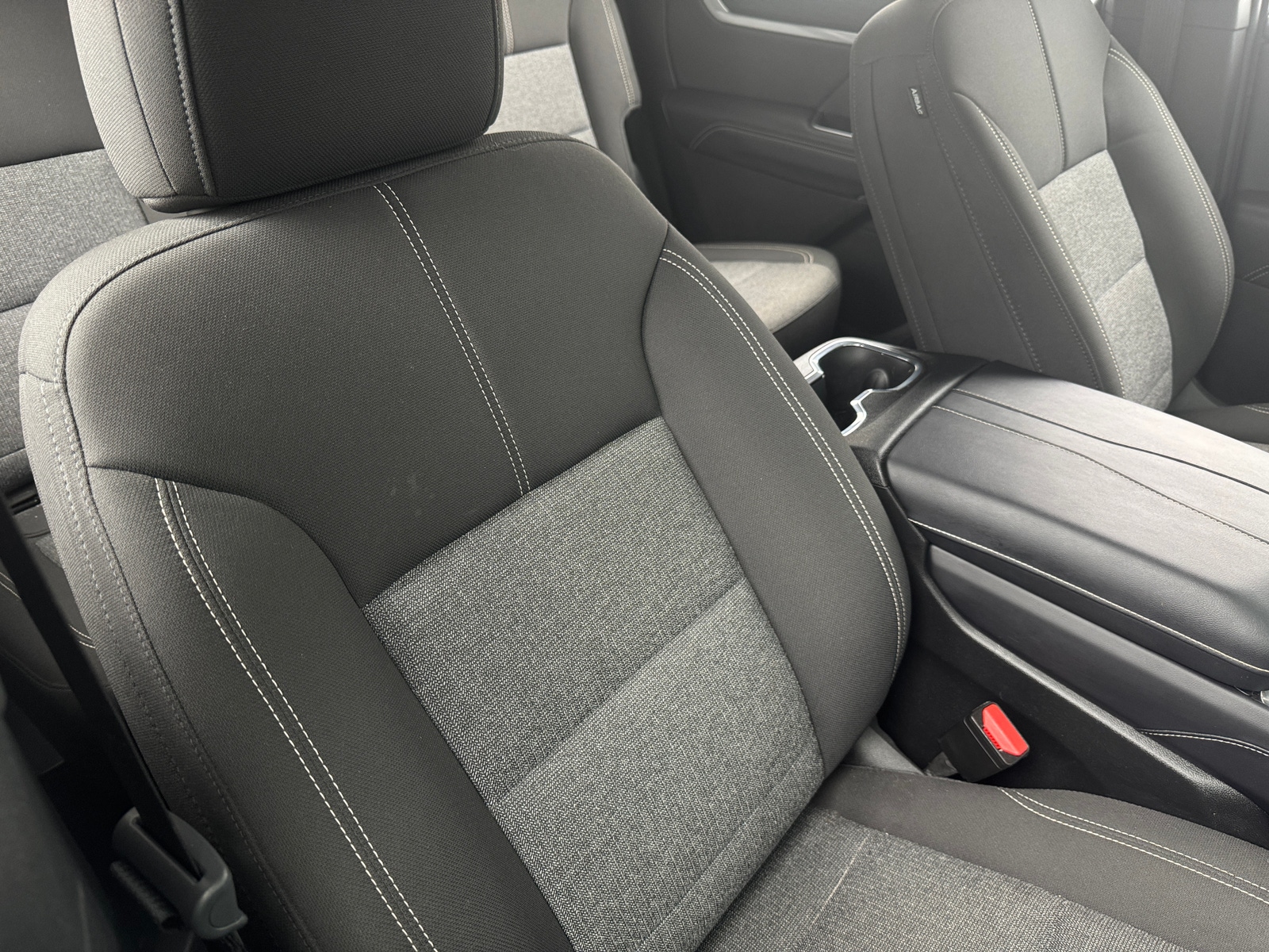 Thumbnail: 2025 GMC Acadia - 2