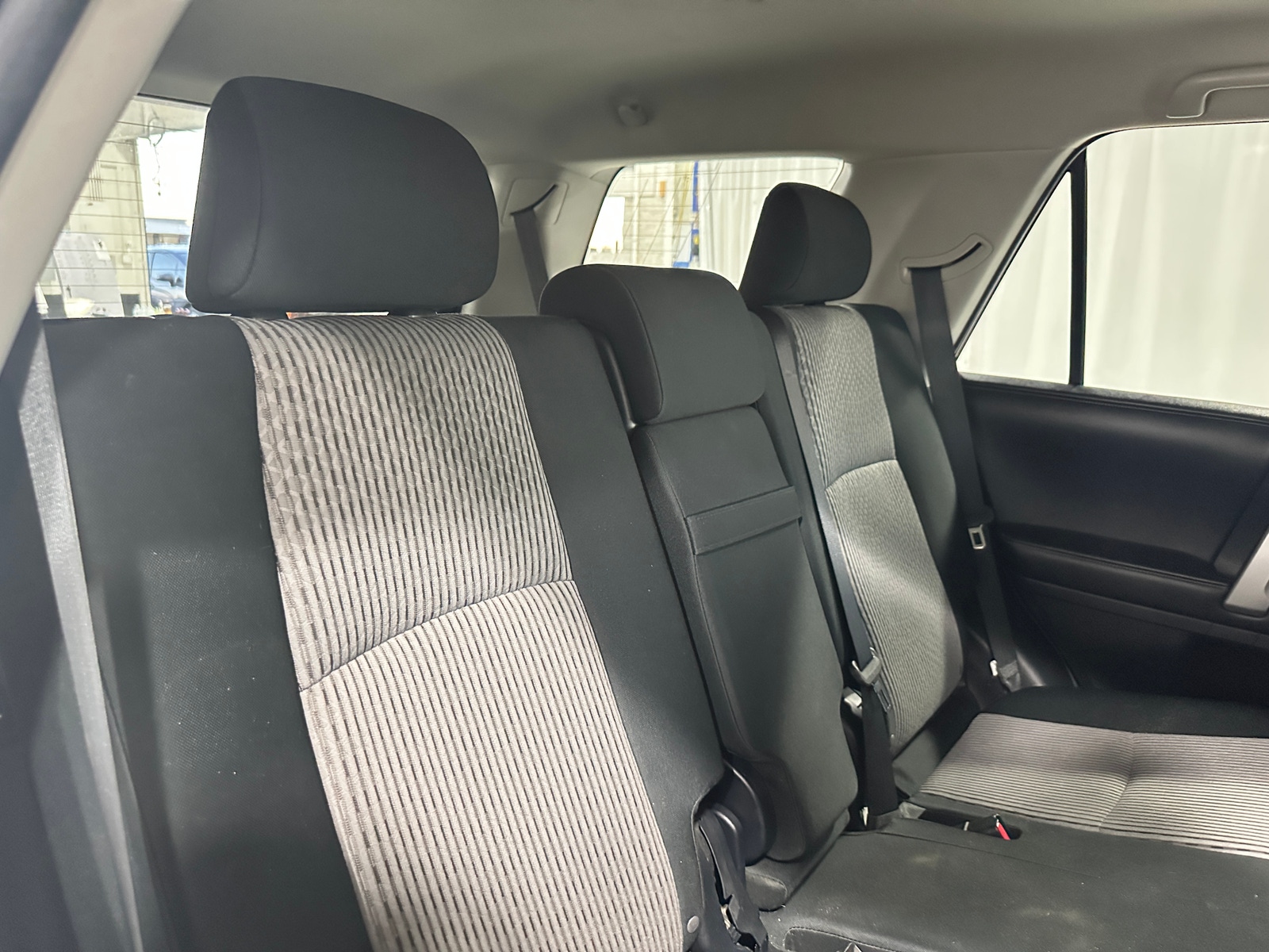 Thumbnail: 2016 Toyota 4Runner - 6