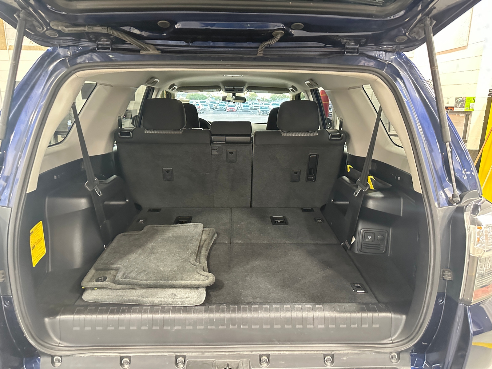 Thumbnail: 2016 Toyota 4Runner - 7