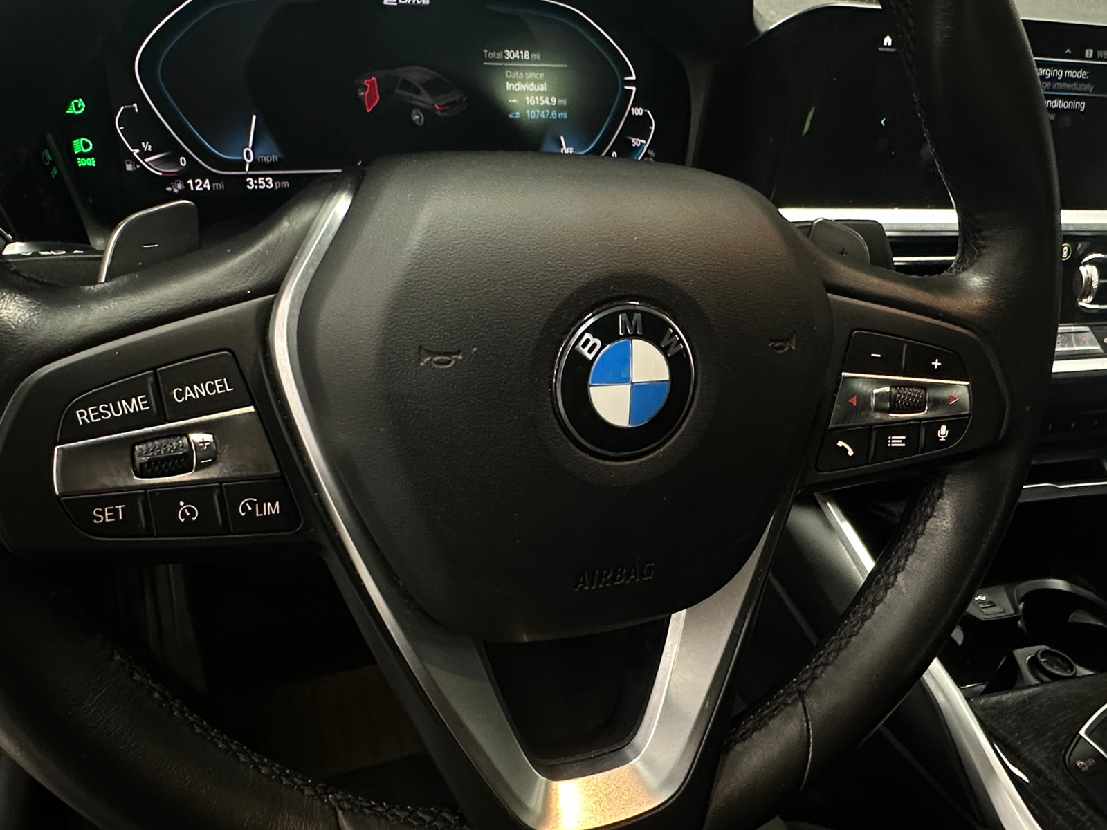 Thumbnail: 2021 BMW 3 Series - 4