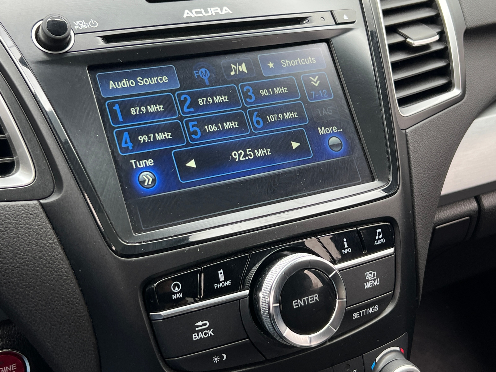 Thumbnail: 2017 Acura RDX - 3