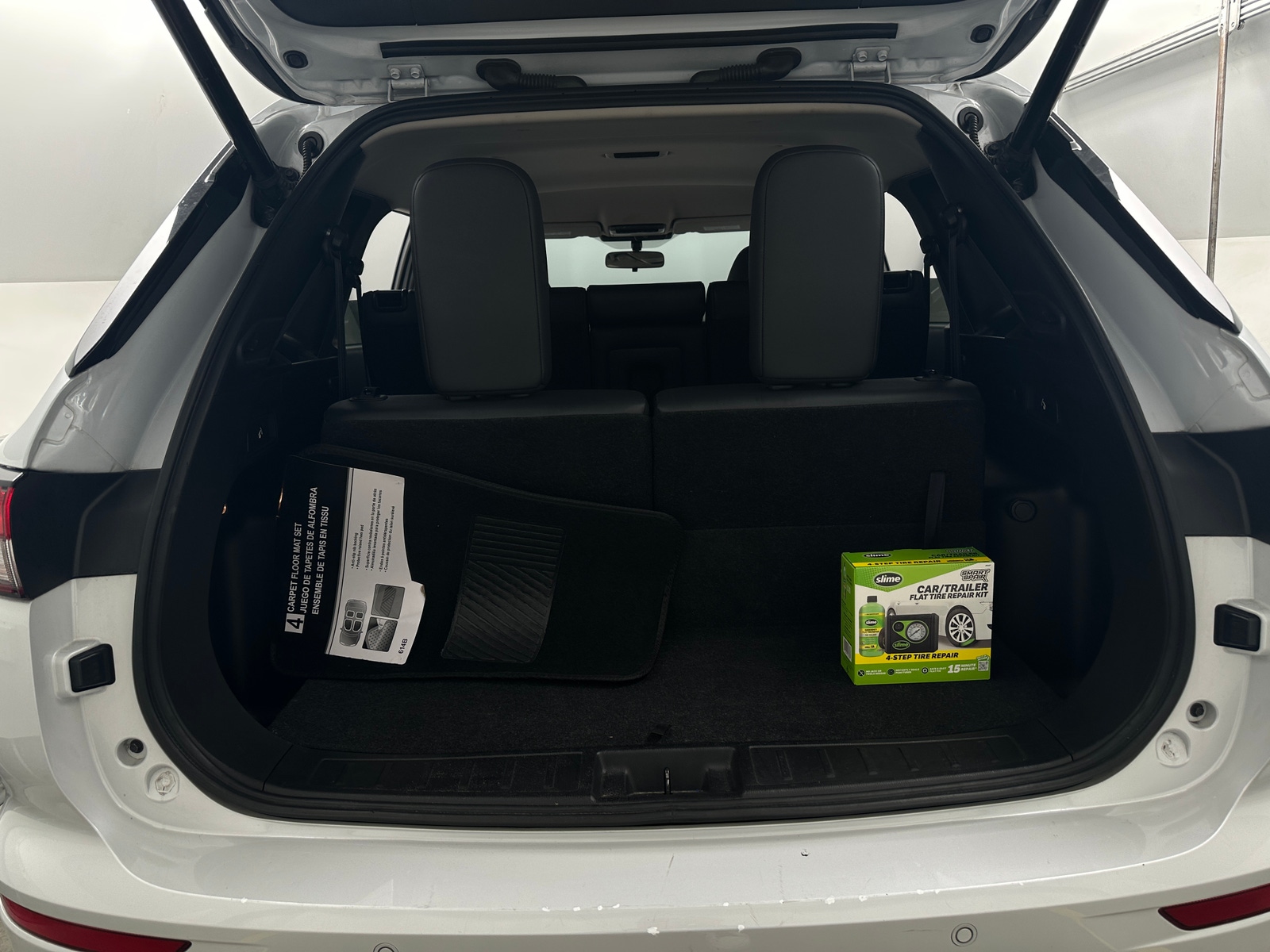 Thumbnail: 2024 Mitsubishi Outlander - 6