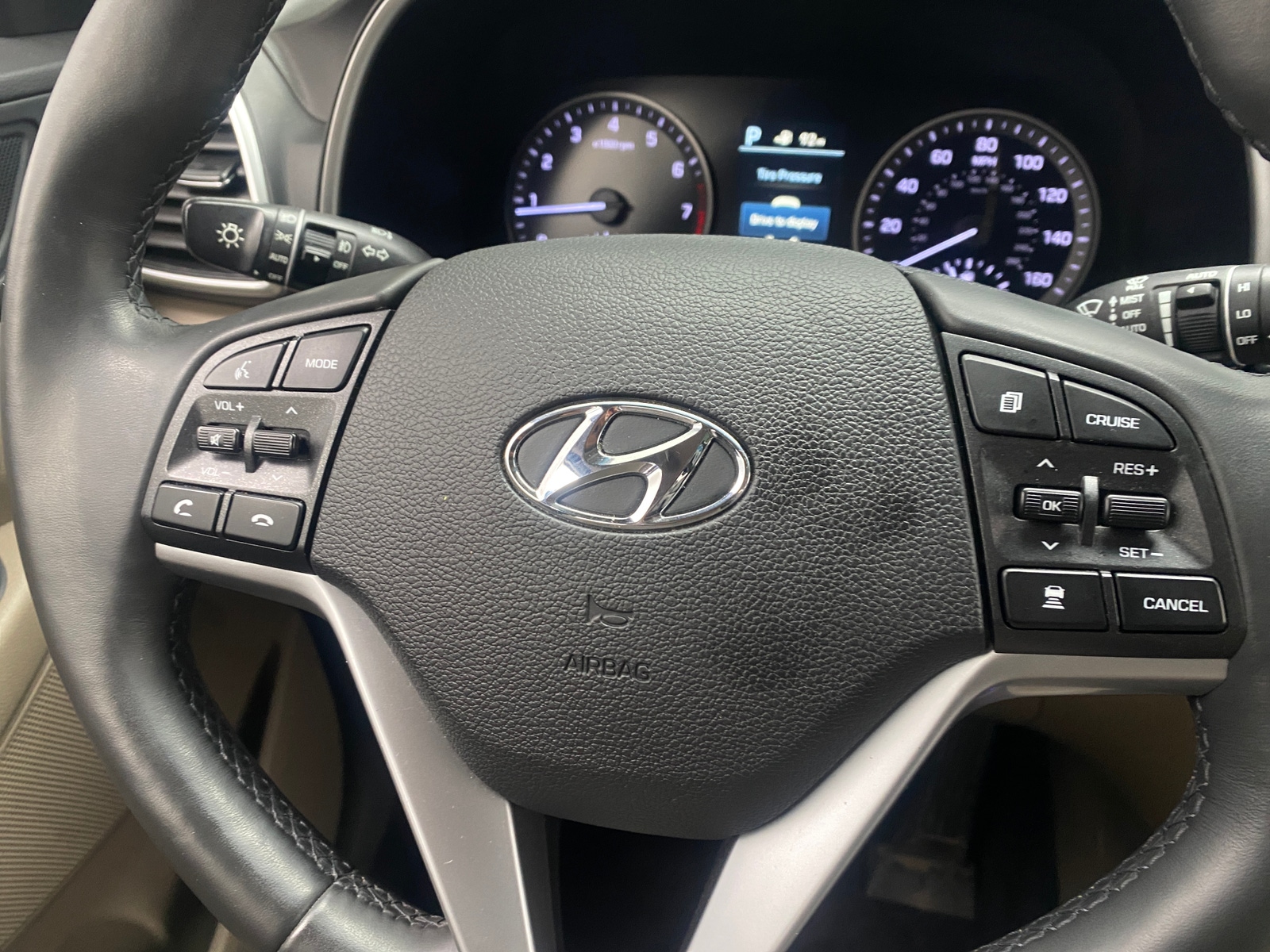 Thumbnail: 2020 Hyundai Tucson - 4