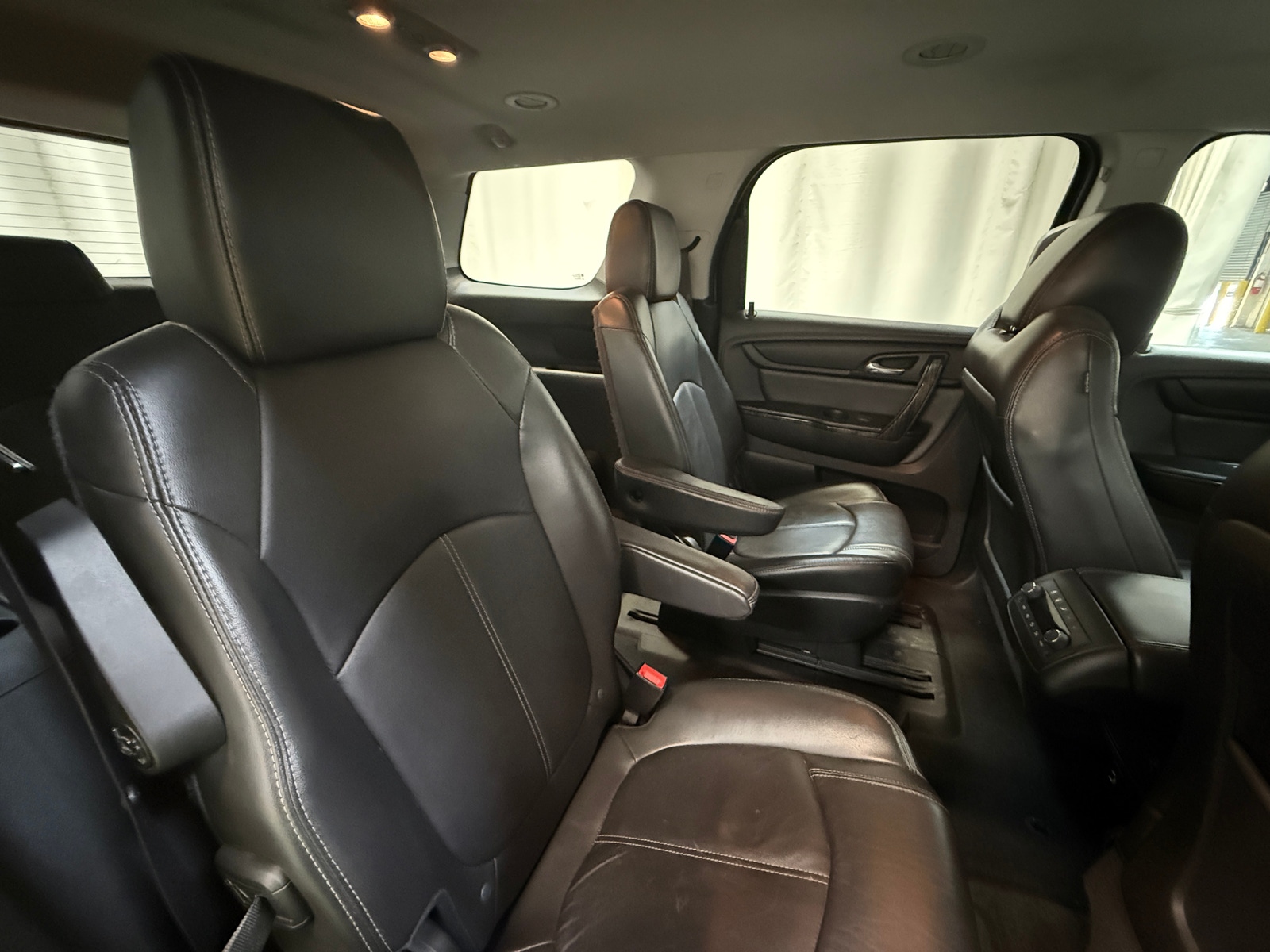 Thumbnail: 2017 GMC Acadia - 5