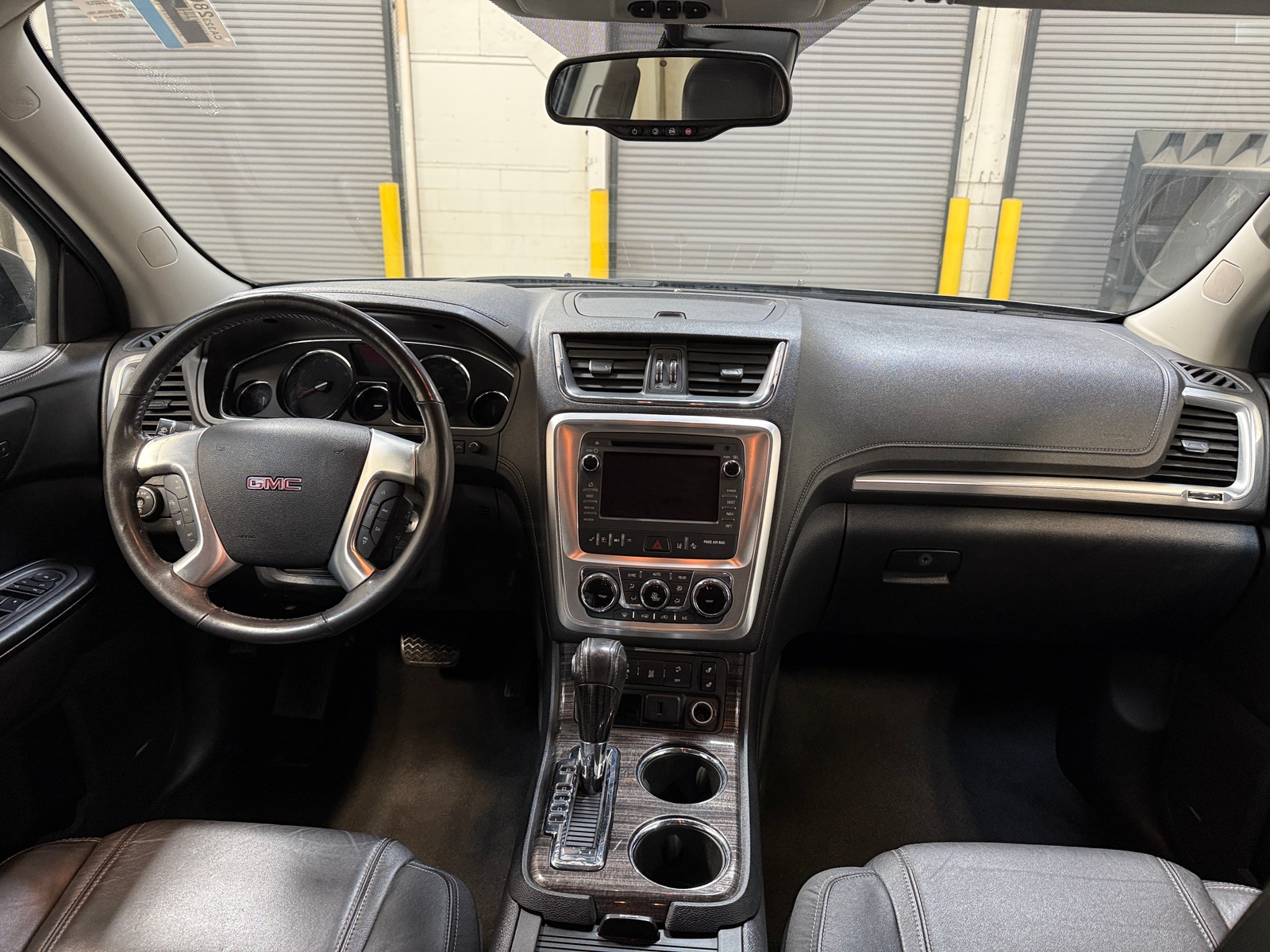 Thumbnail: 2017 GMC Acadia - 2