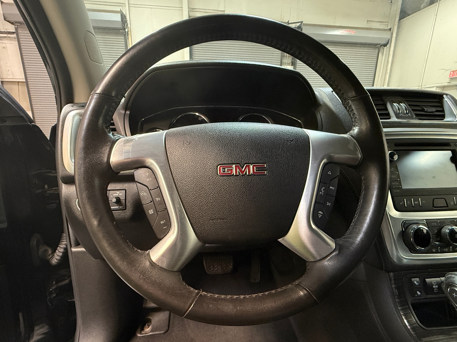 Thumbnail: 2017 GMC Acadia - 4