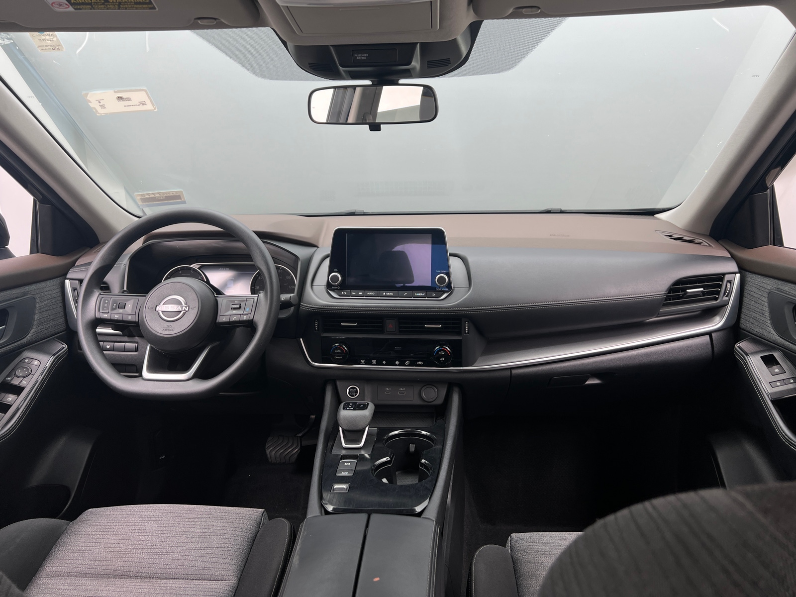 Thumbnail: 2023 Nissan Rogue - 3