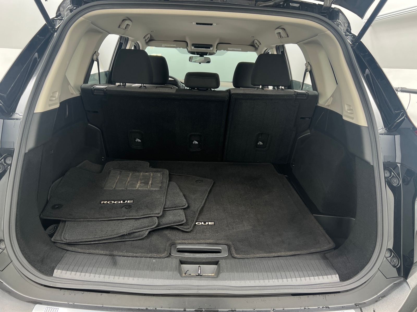 Thumbnail: 2023 Nissan Rogue - 7