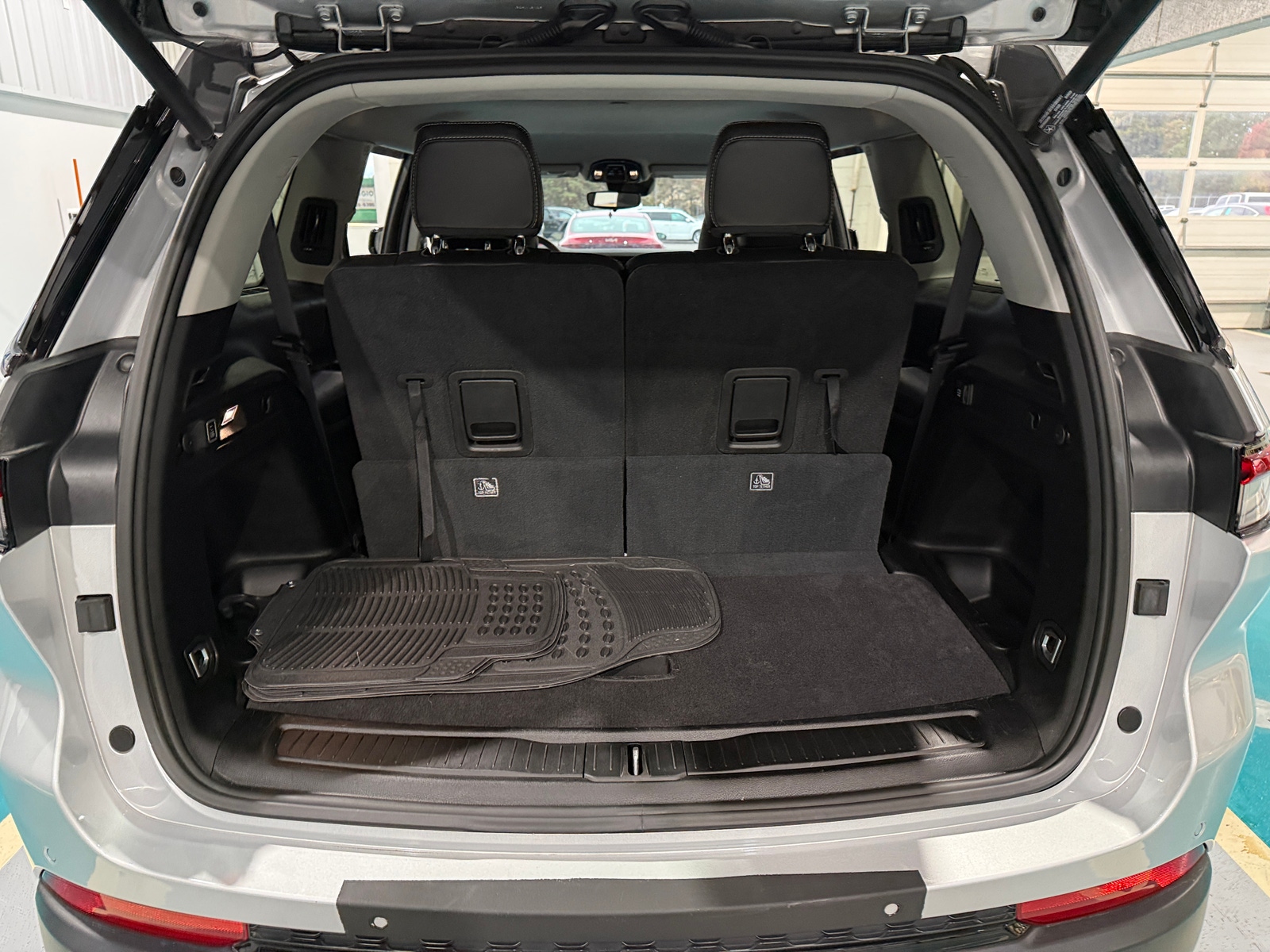 Thumbnail: 2023 Jeep Grand Cherokee L - 6