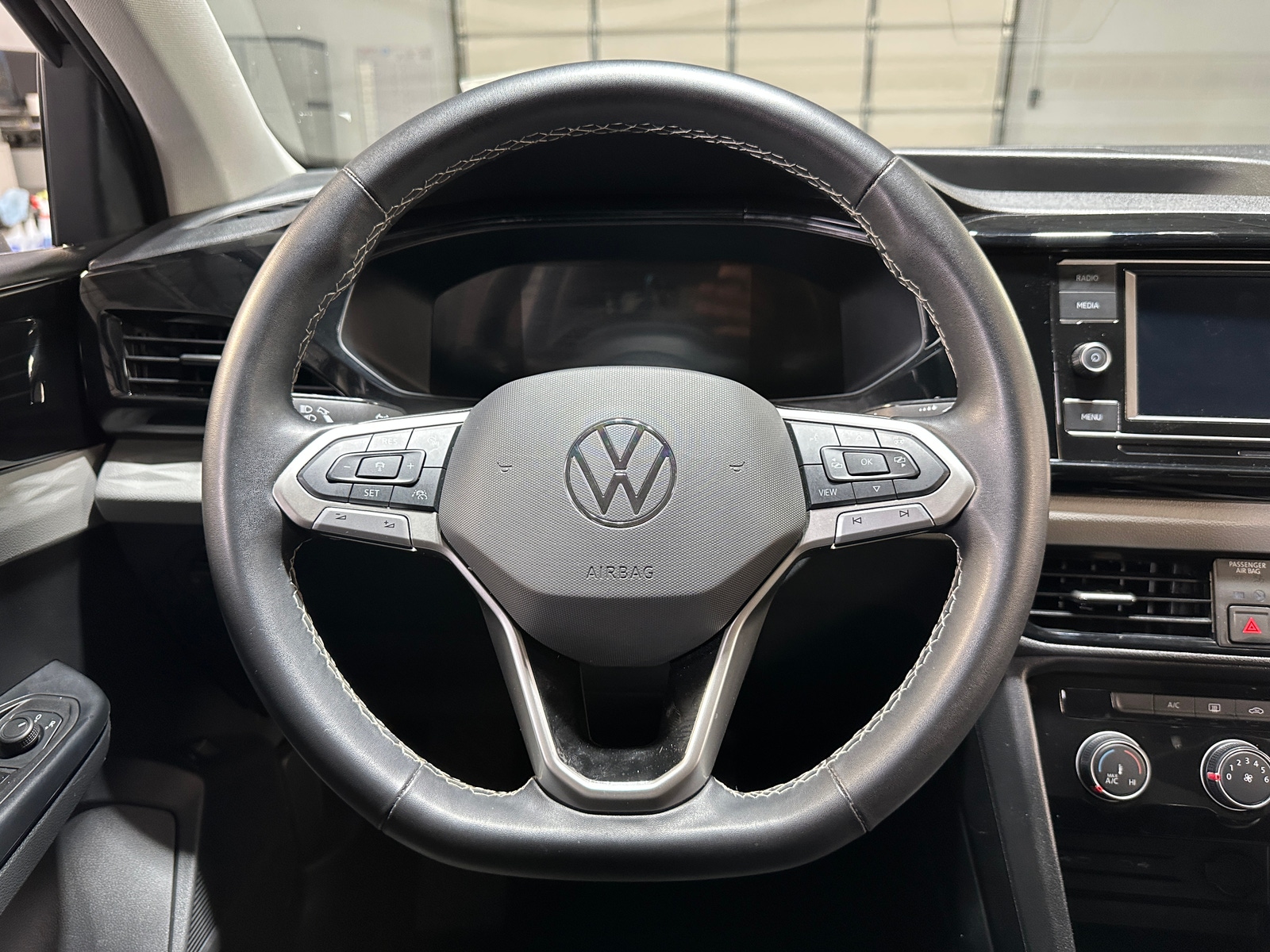 Thumbnail: 2024 Volkswagen Taos - 5