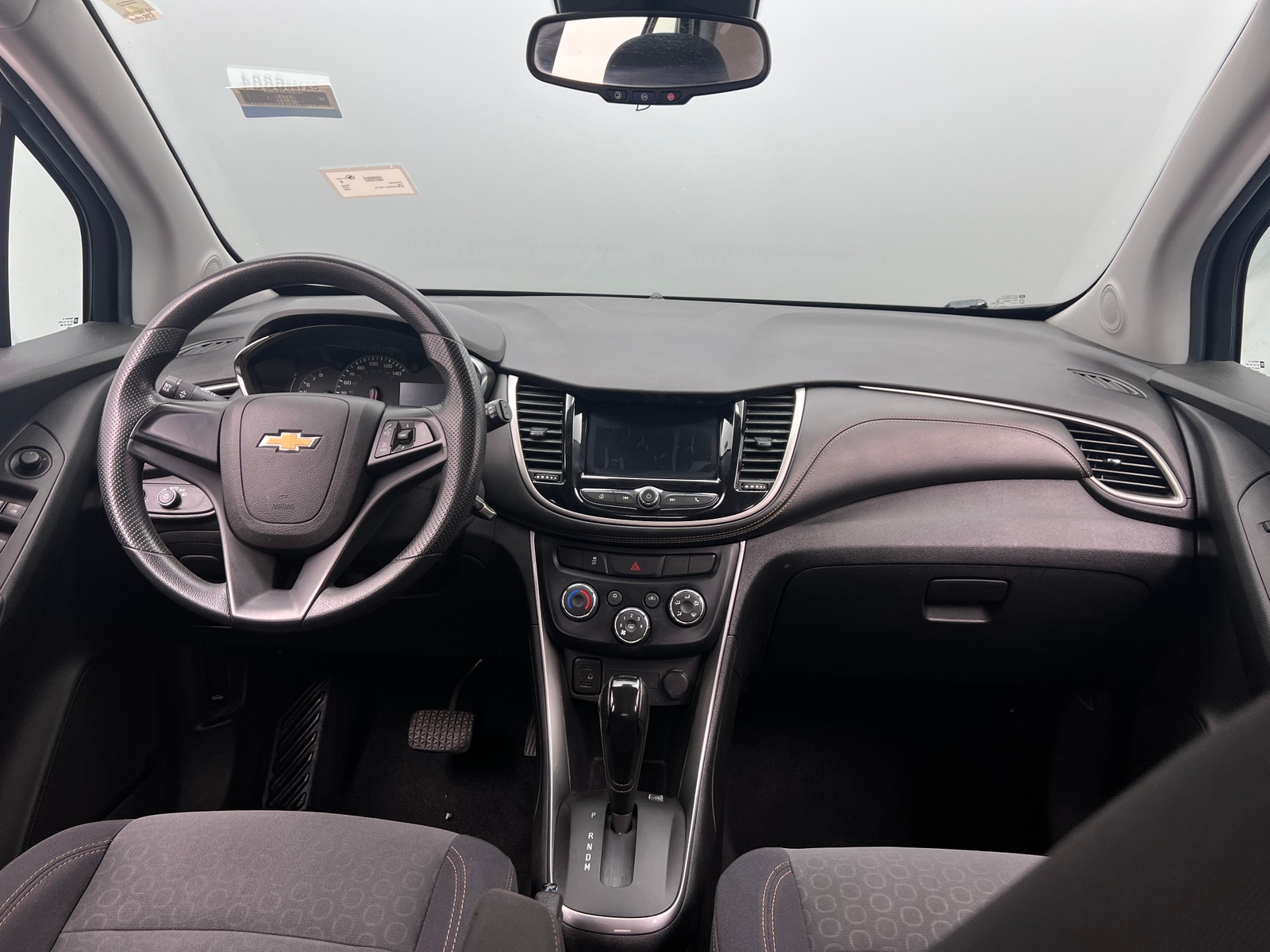 Thumbnail: 2020 Chevrolet Trax - 3