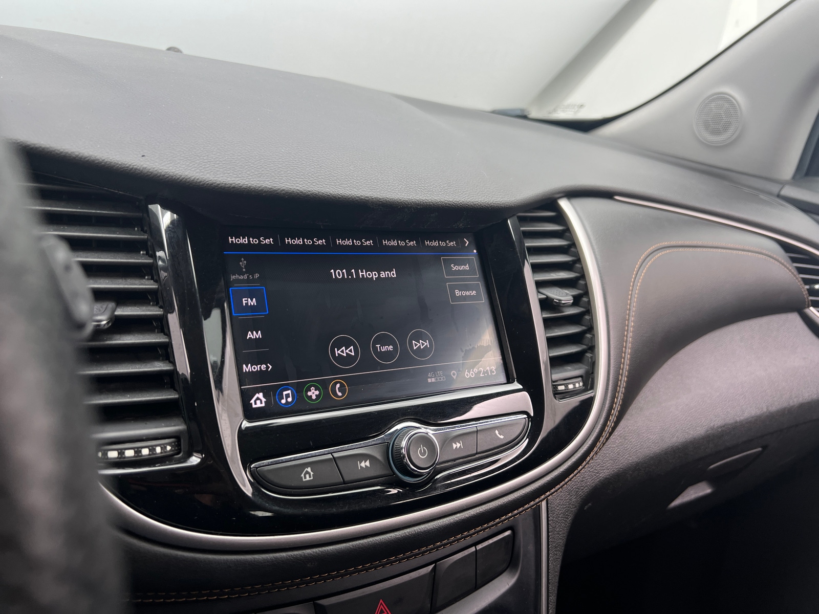 Thumbnail: 2020 Chevrolet Trax - 4