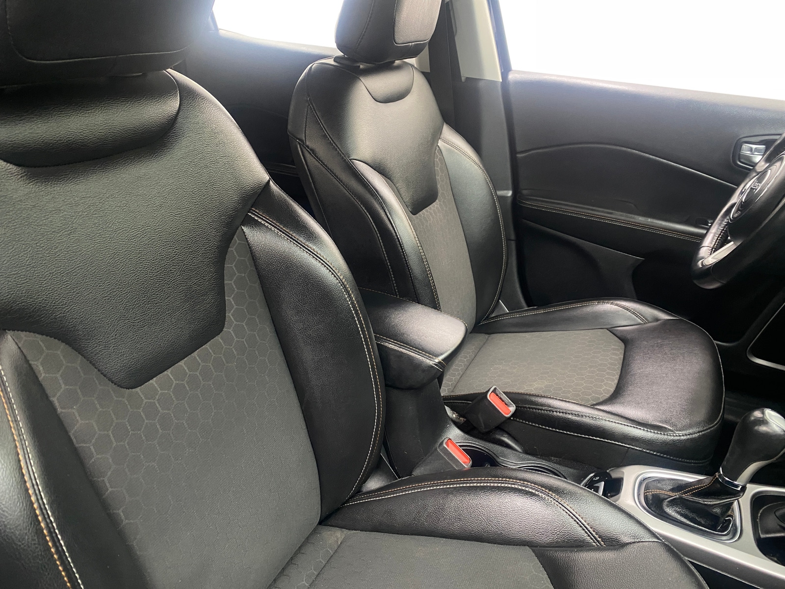 Thumbnail: 2018 Jeep Compass - 2