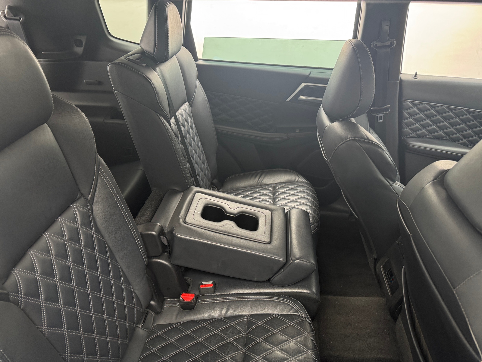 Thumbnail: 2022 Mitsubishi Outlander - 5