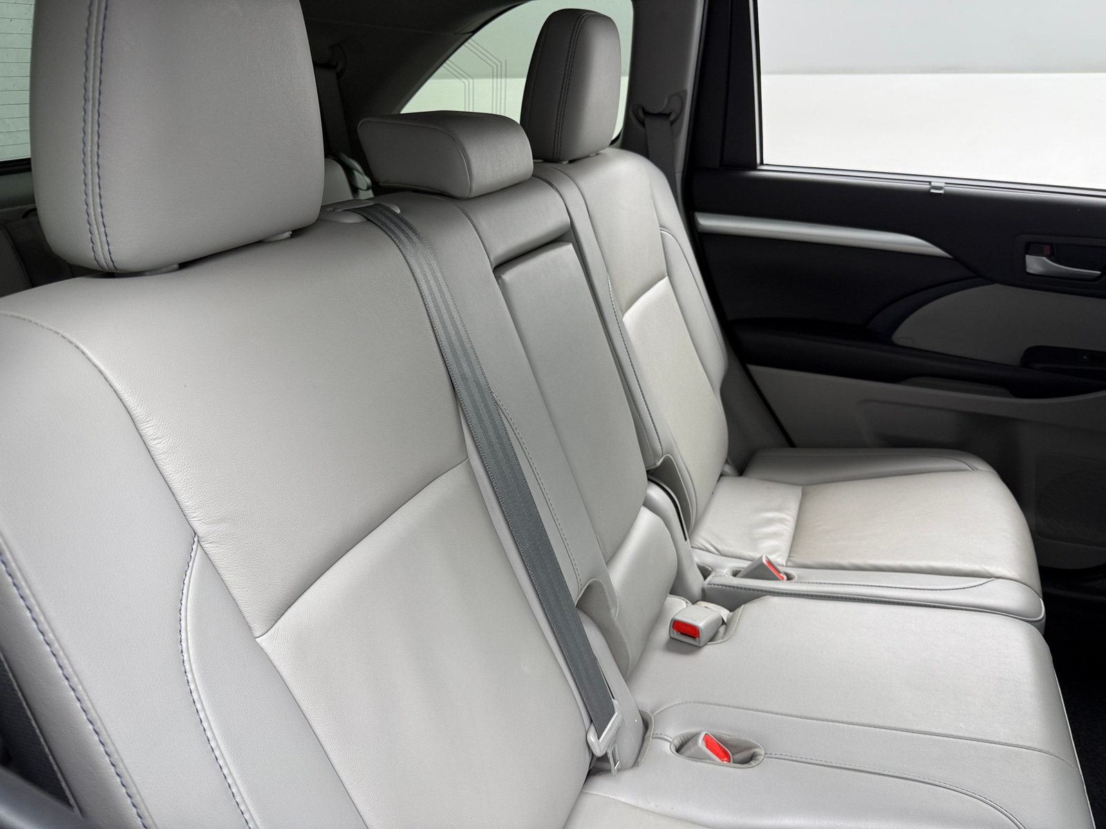 Thumbnail: 2019 Toyota Highlander - 5