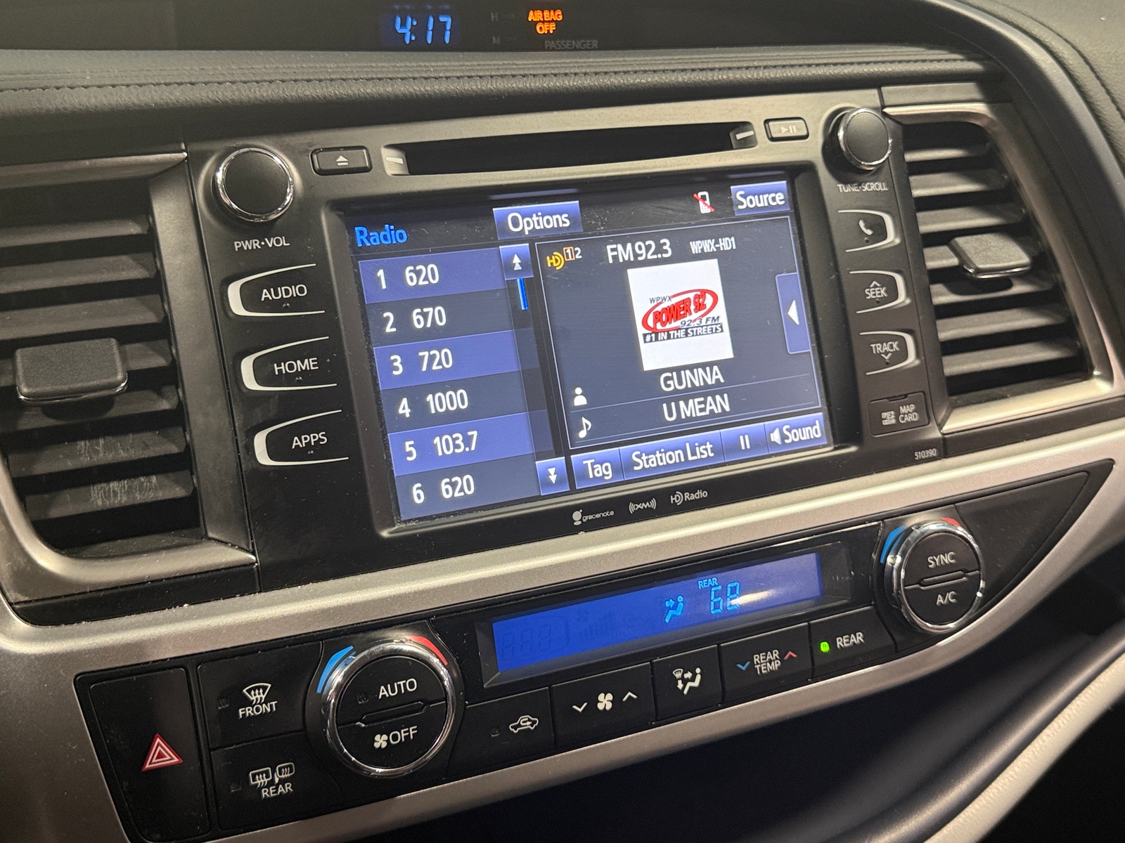 Thumbnail: 2019 Toyota Highlander - 3