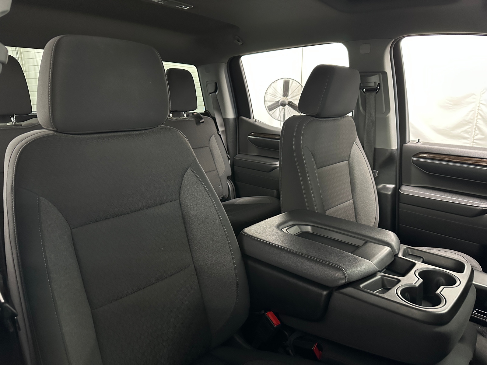 Thumbnail: 2024 Chevrolet Silverado 1500 - 2