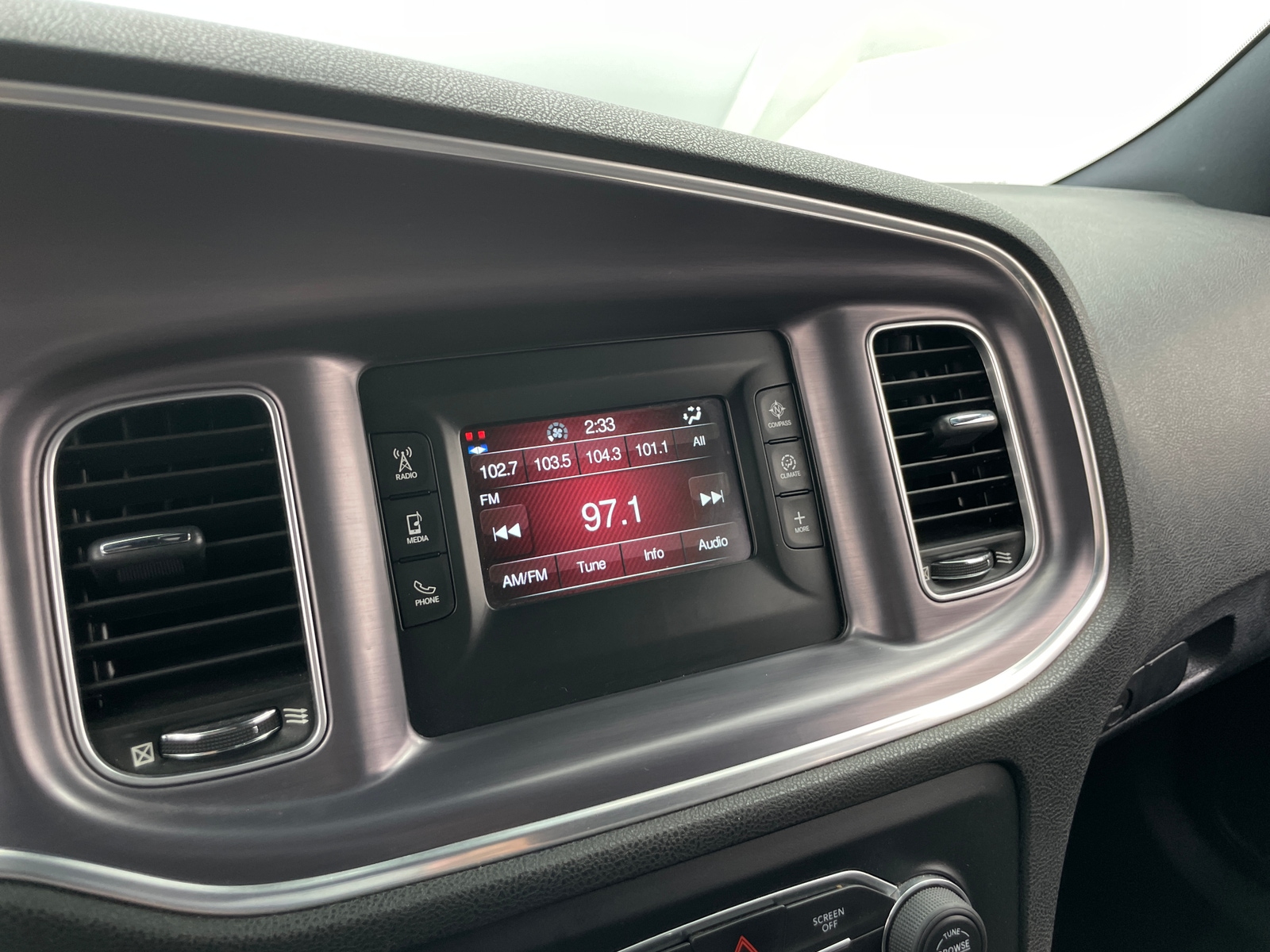 Thumbnail: 2017 Dodge Charger - 4