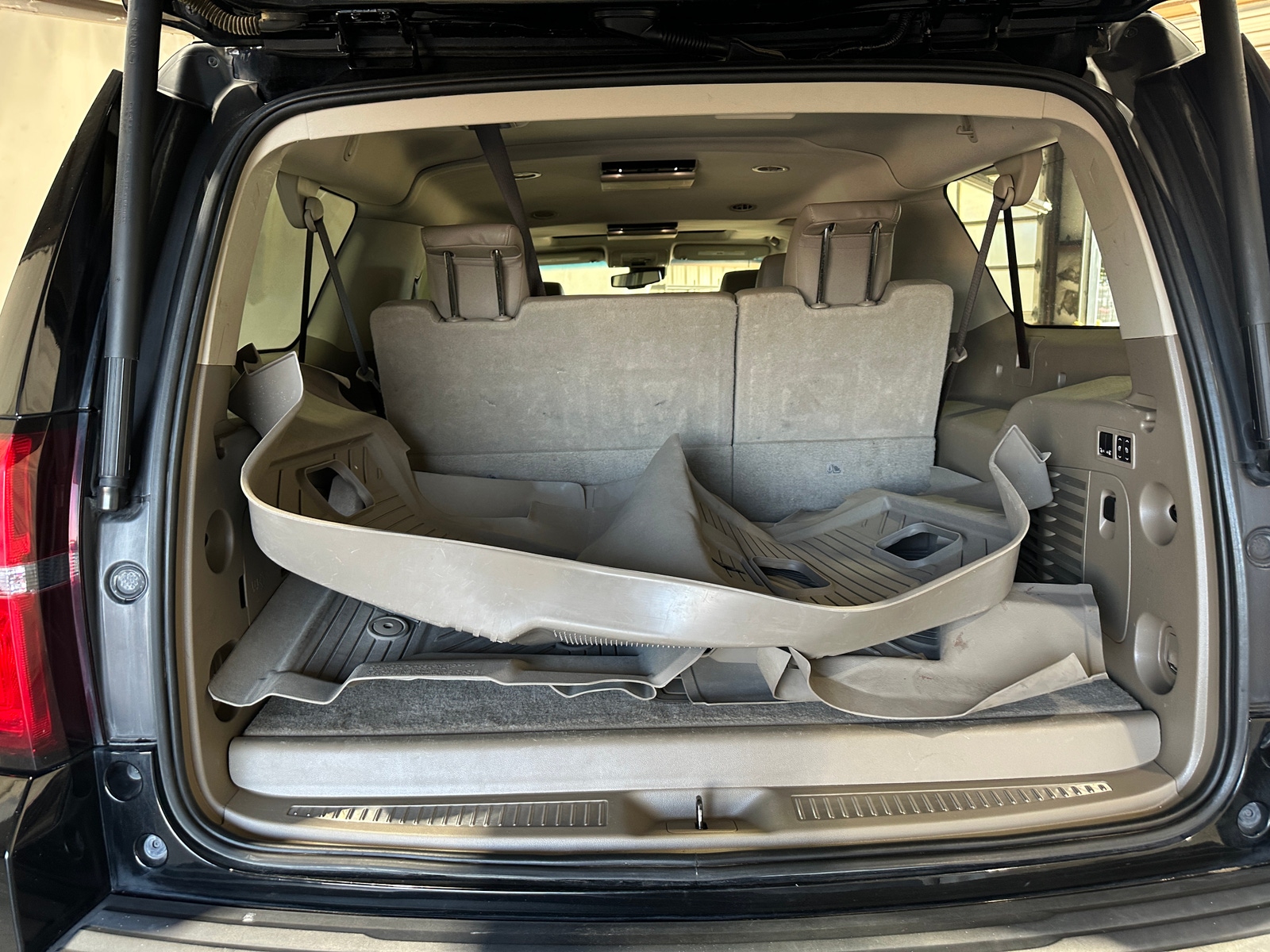 Thumbnail: 2020 Chevrolet Suburban - 7