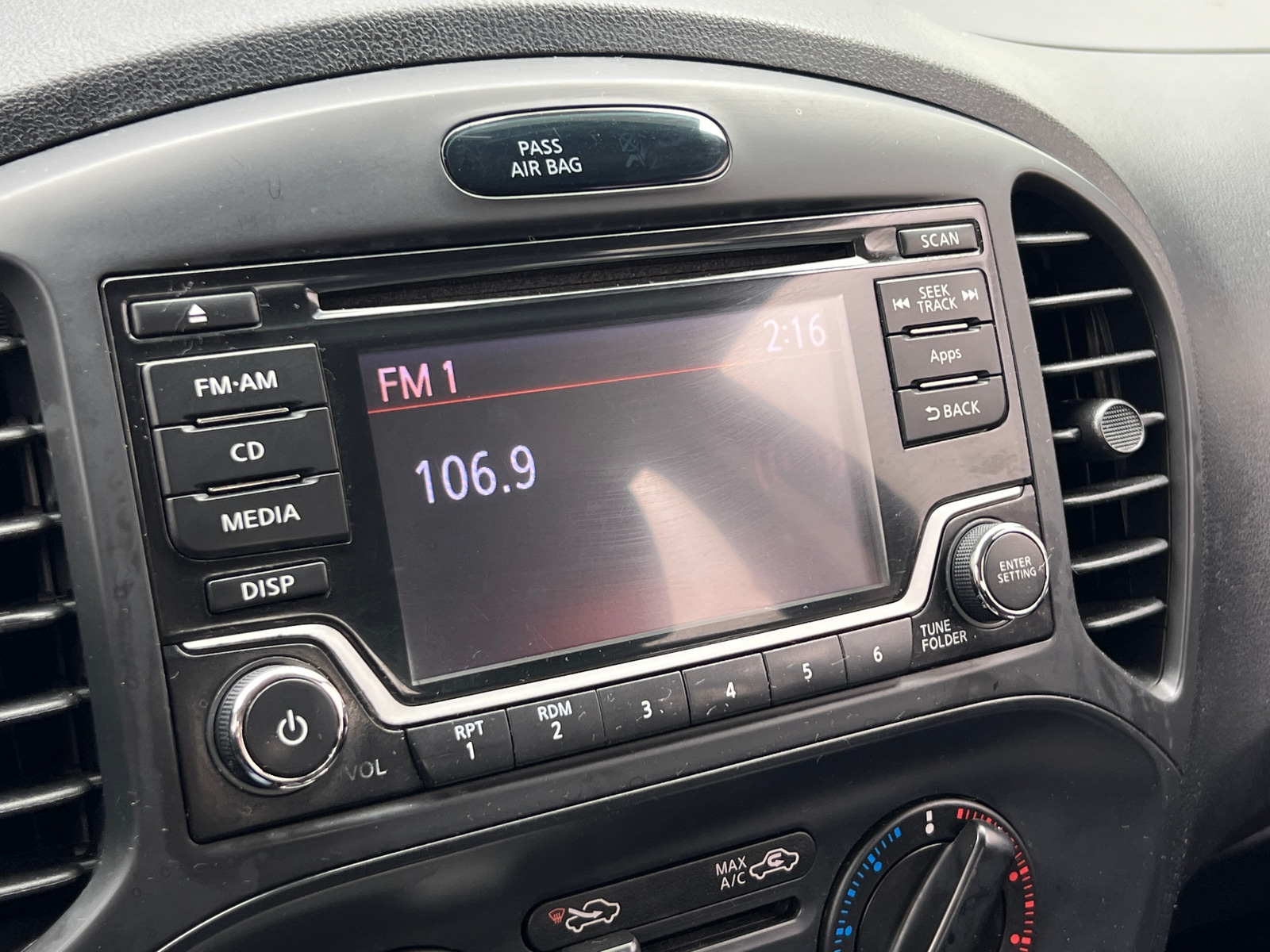 Thumbnail: 2016 Nissan Juke - 4